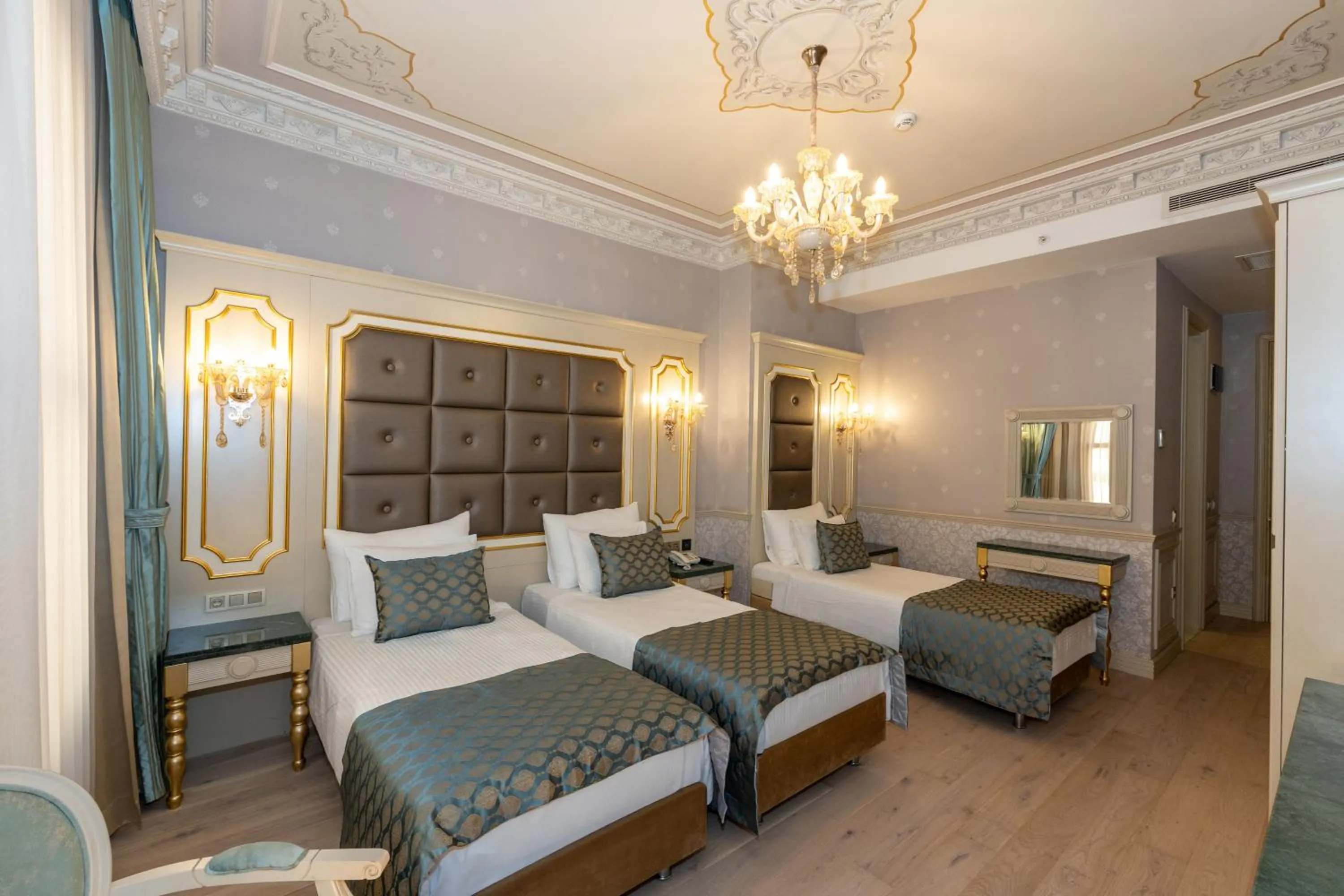 Photo of the whole room, Bed in Meserret Palace Hotel - Special Category
