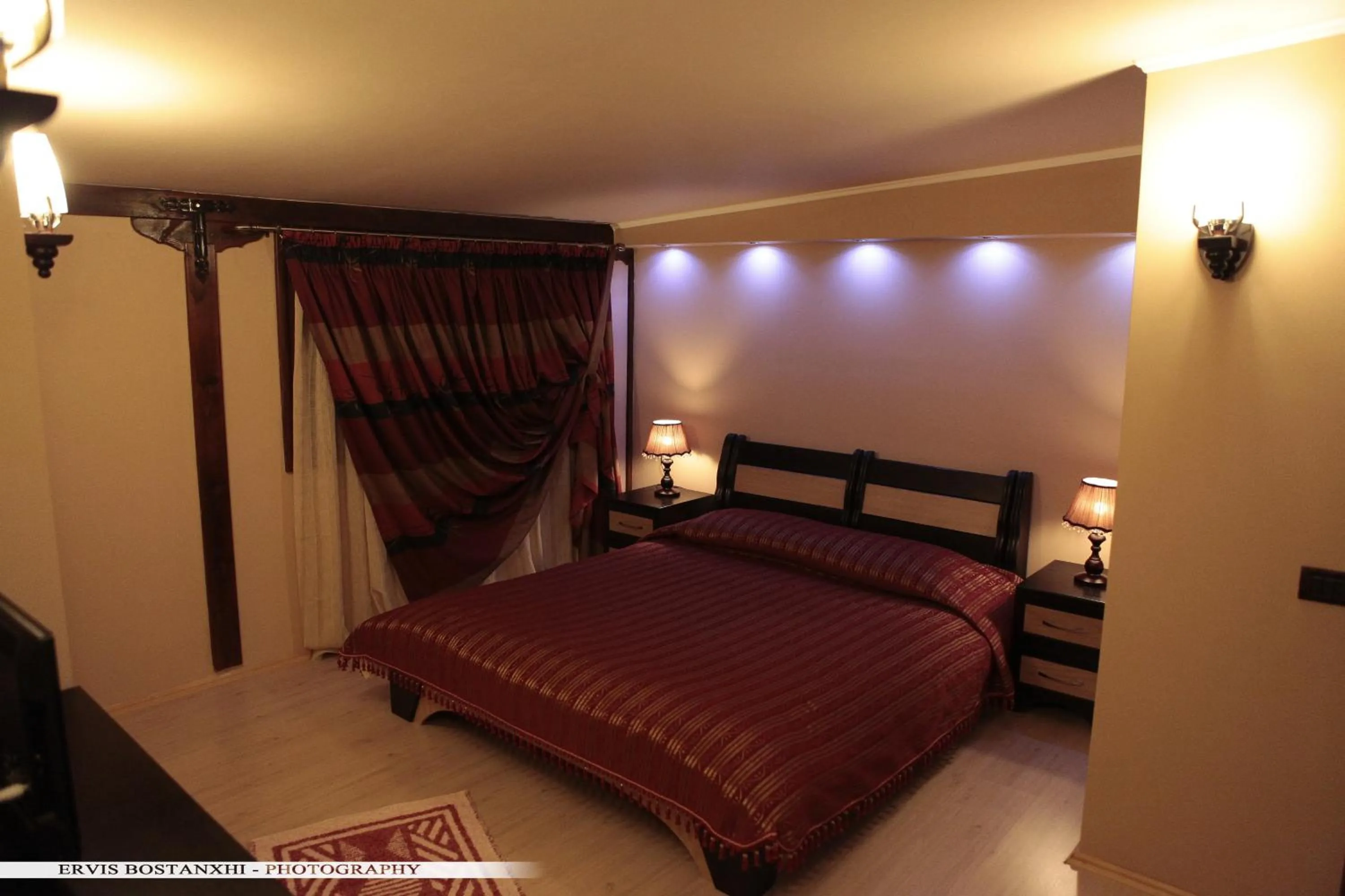 Double Room in Guest House Bujtina Leon