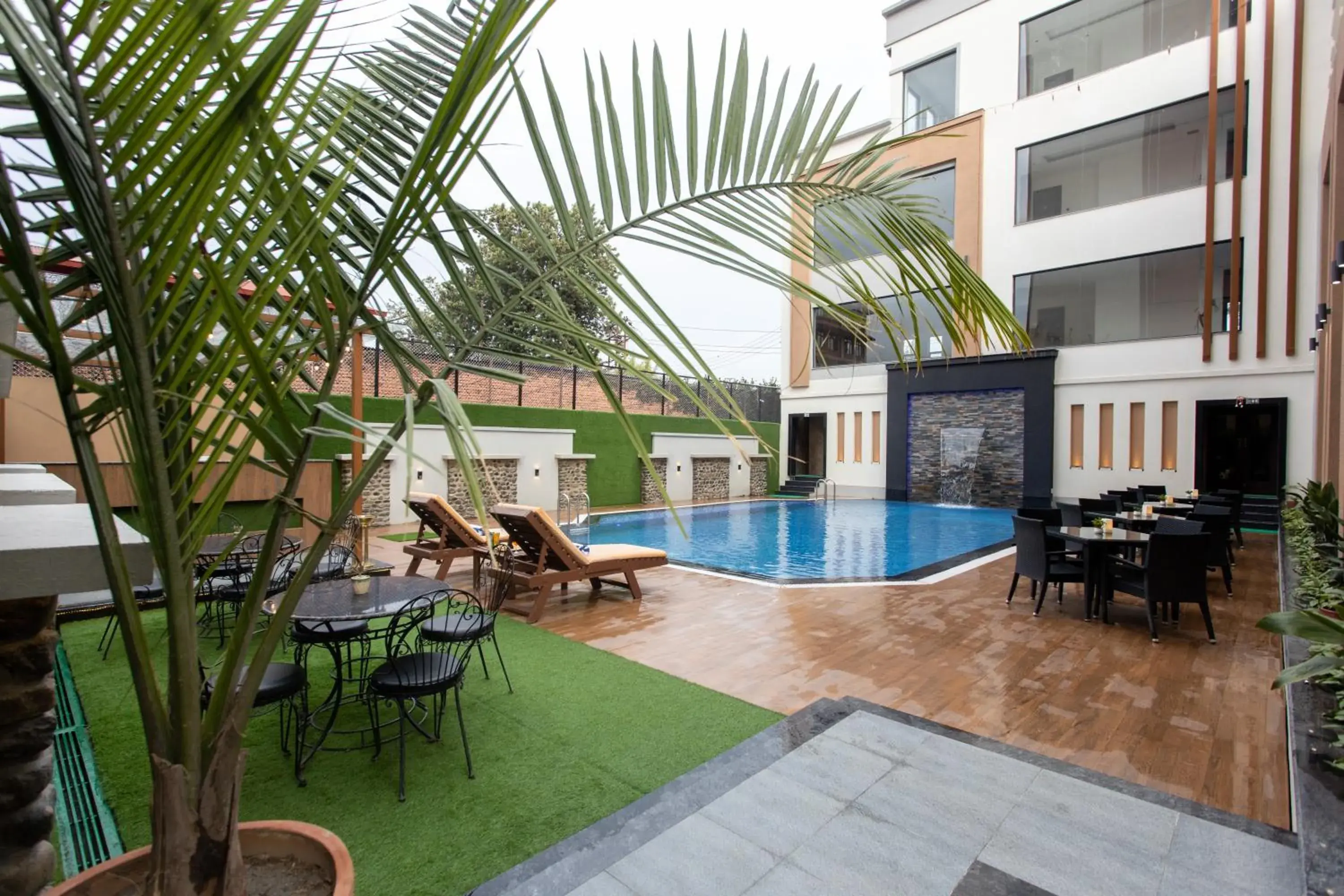 Restaurant/places to eat in Grand Hotel Kathmandu Restaurant/places to eat in Grand Hotel Kathmandu