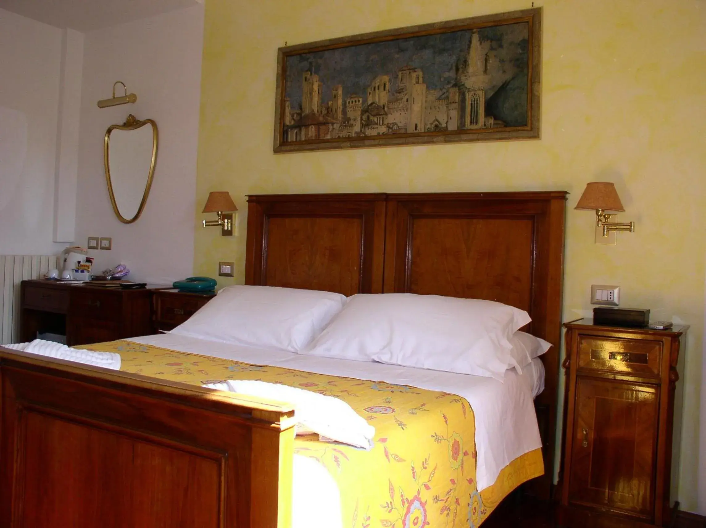 Photo of the whole room, Bed in Primavera Mini Hotel