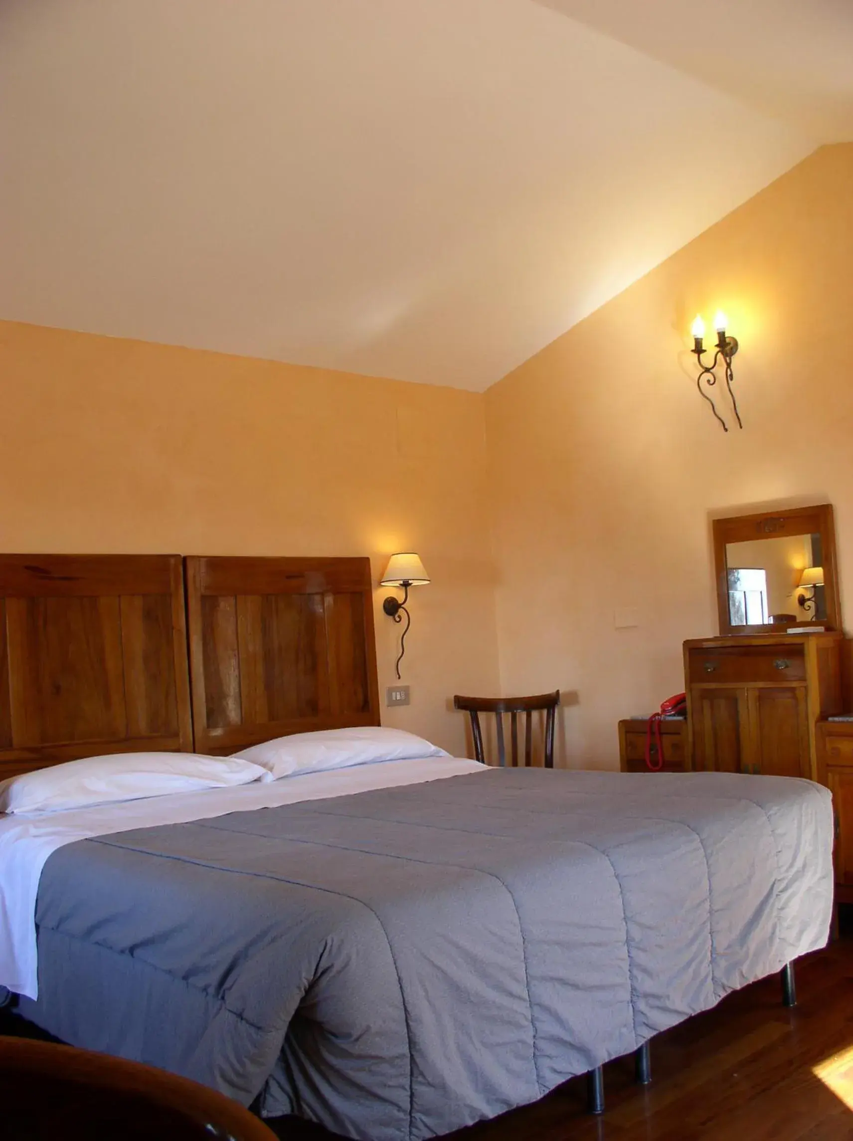 Photo of the whole room, Bed in Primavera Mini Hotel