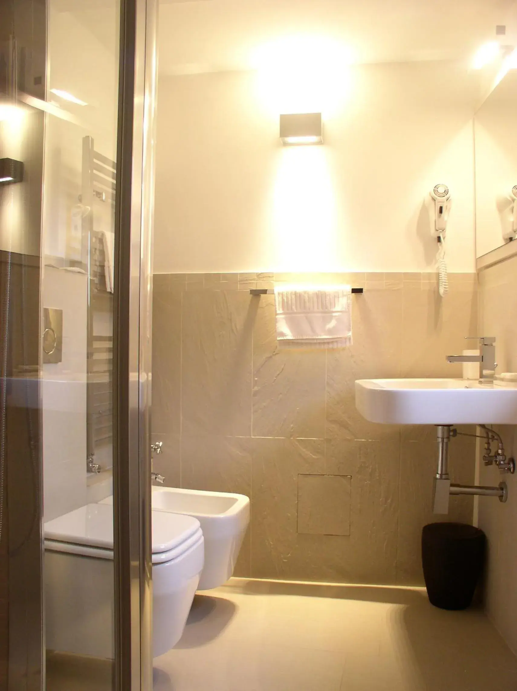 Toilet, Bathroom in Primavera Mini Hotel