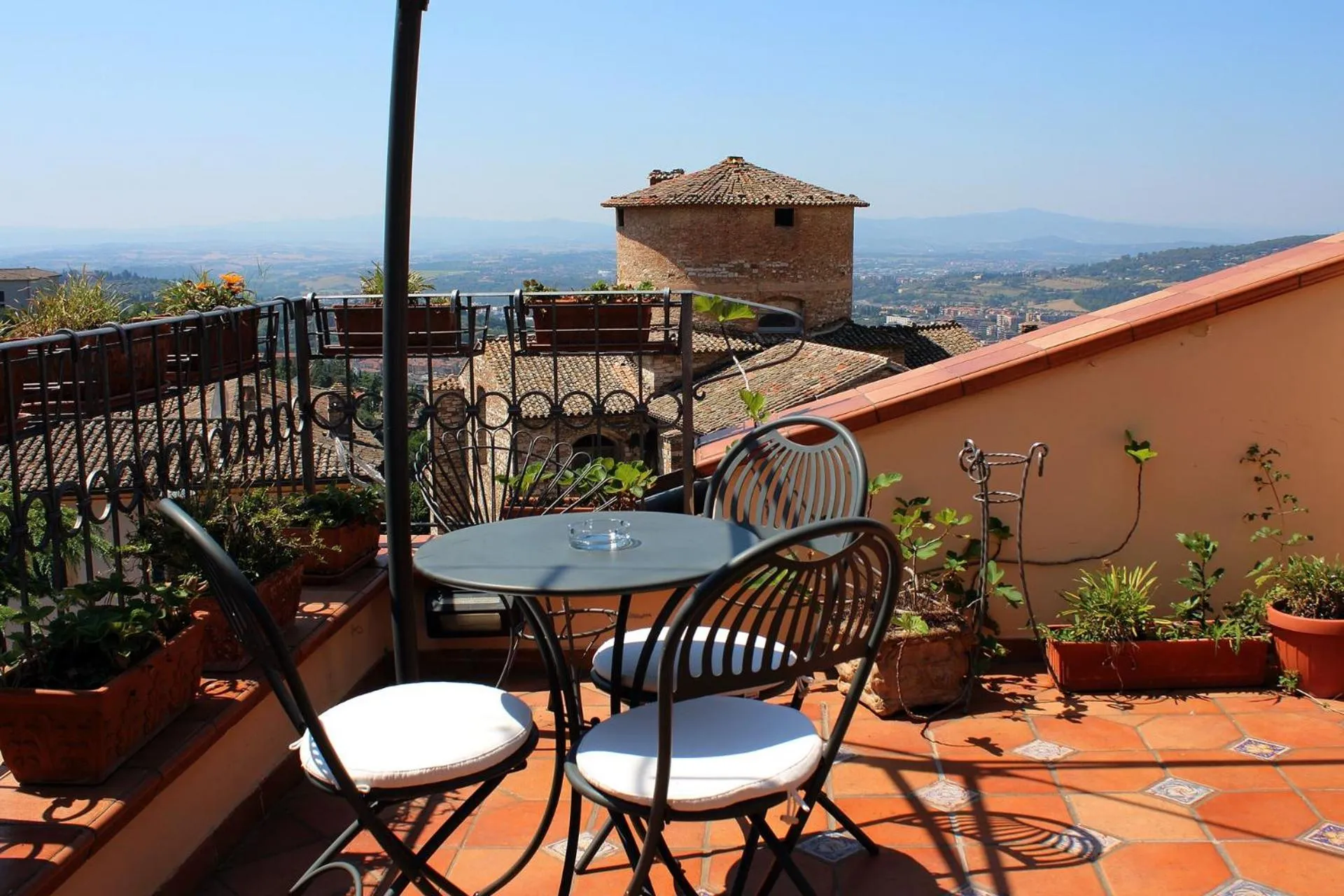 Balcony/Terrace in Primavera Mini Hotel