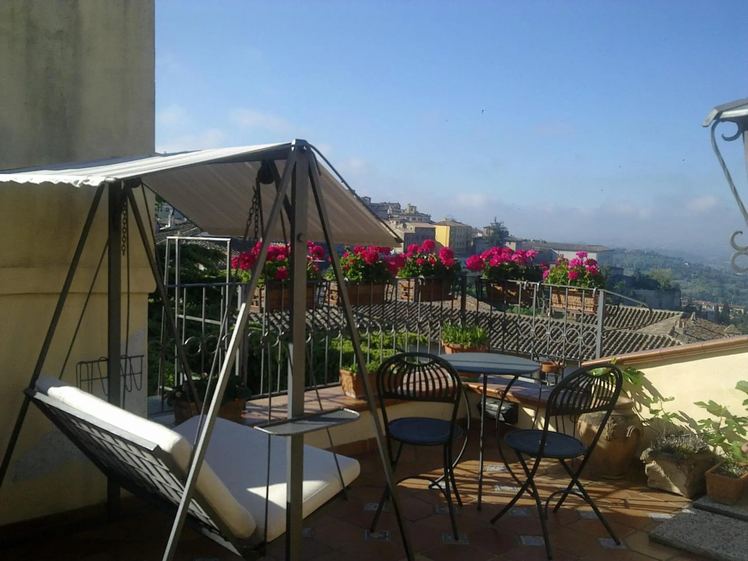 Balcony/Terrace in Primavera Mini Hotel