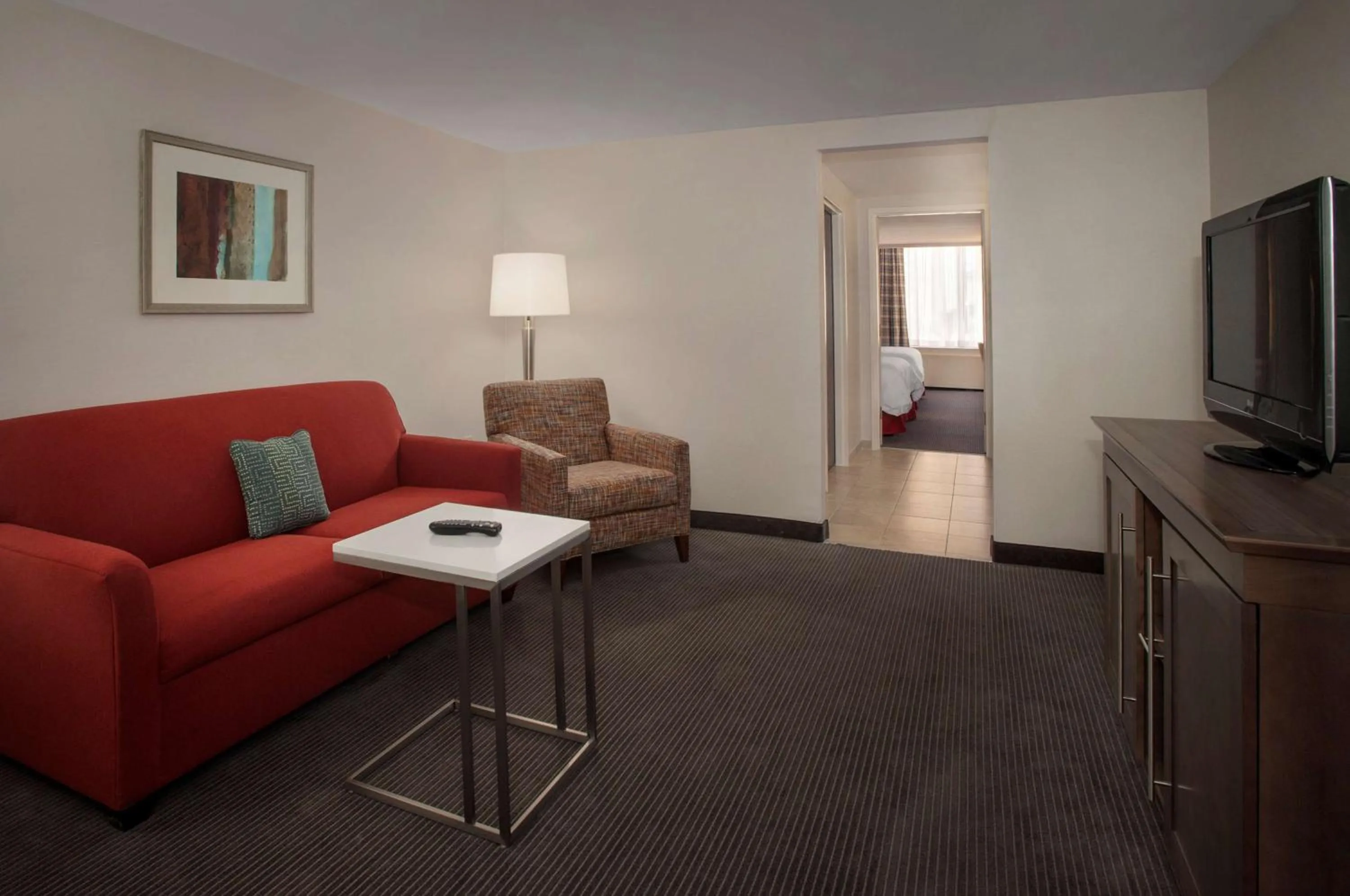 Kitchen or kitchenette in Hampton Inn & Suites Milwaukee Downtown