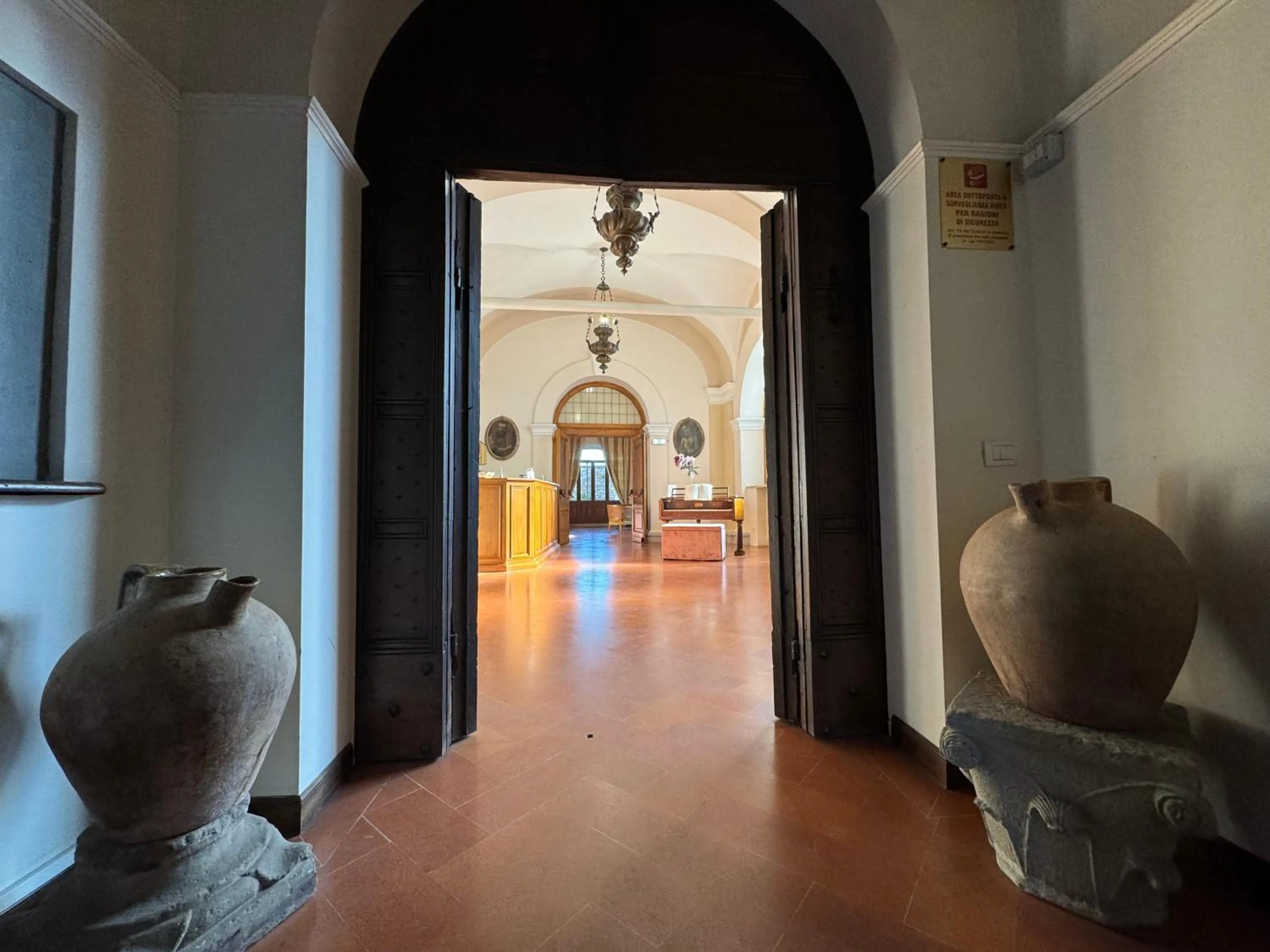 Facade/entrance in Monastero SS. Annunziata
