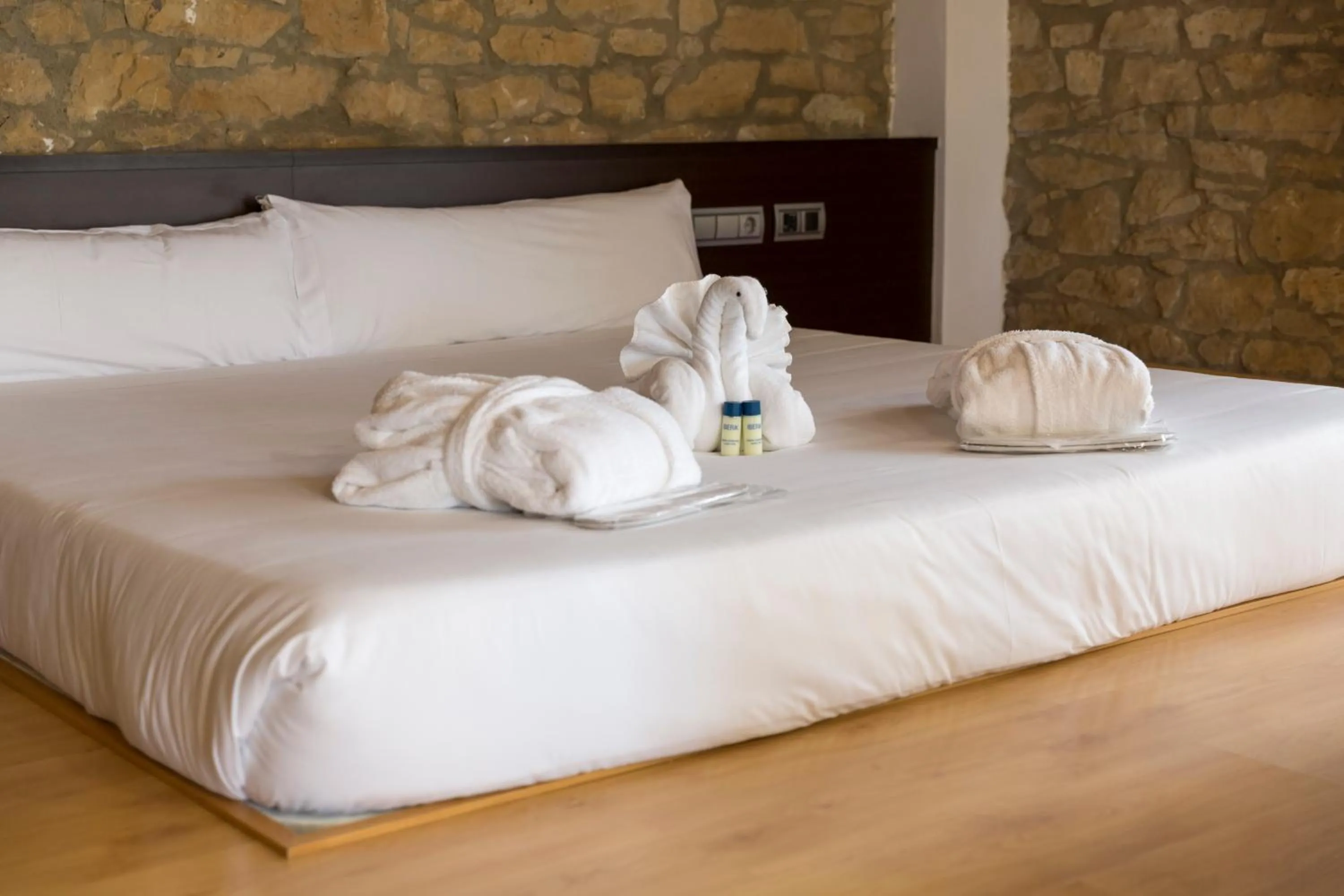 Bed in Iberik Rocallaura Balneari