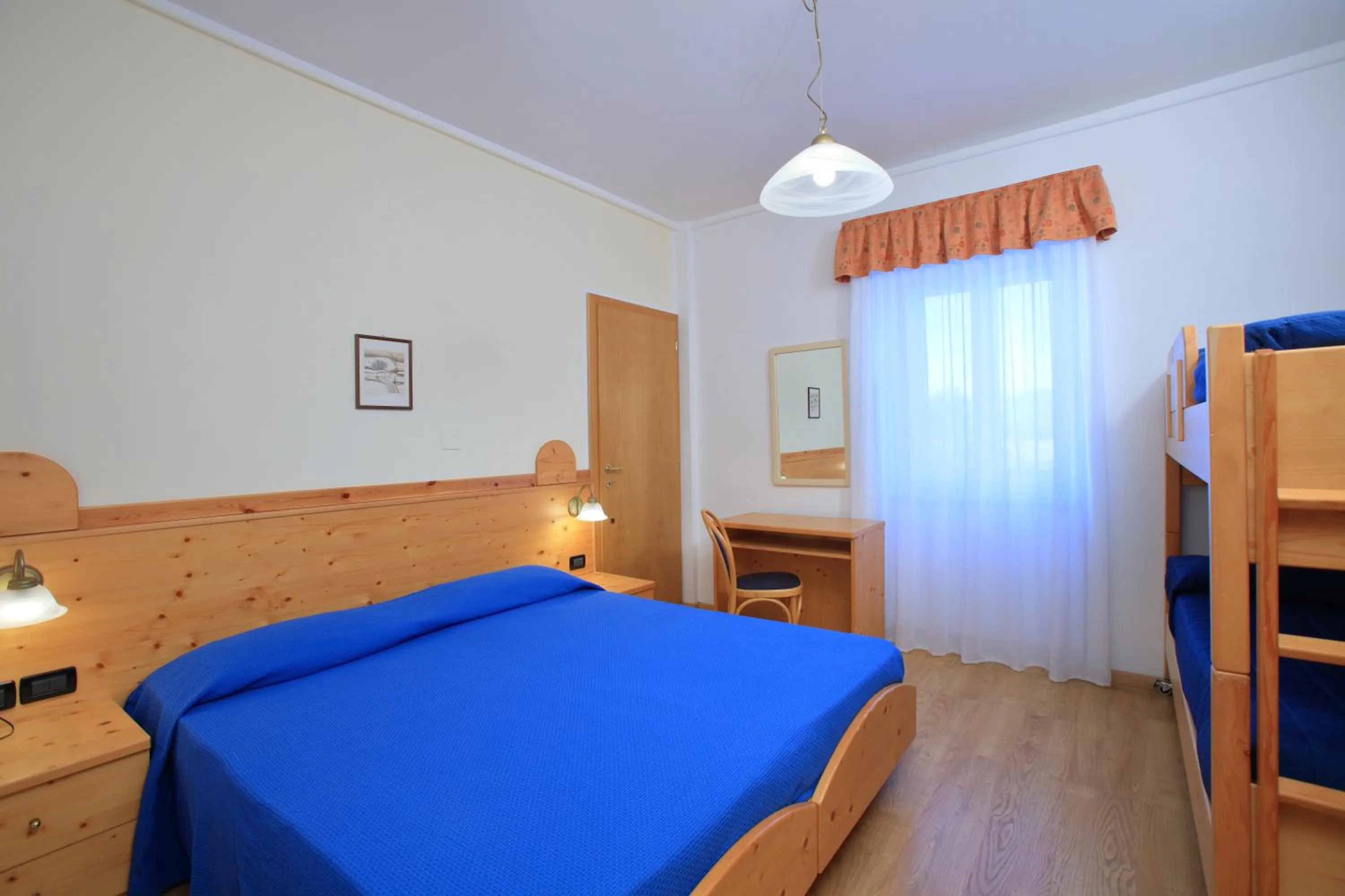 Bedroom, Bed in Hotel Stella Alpina