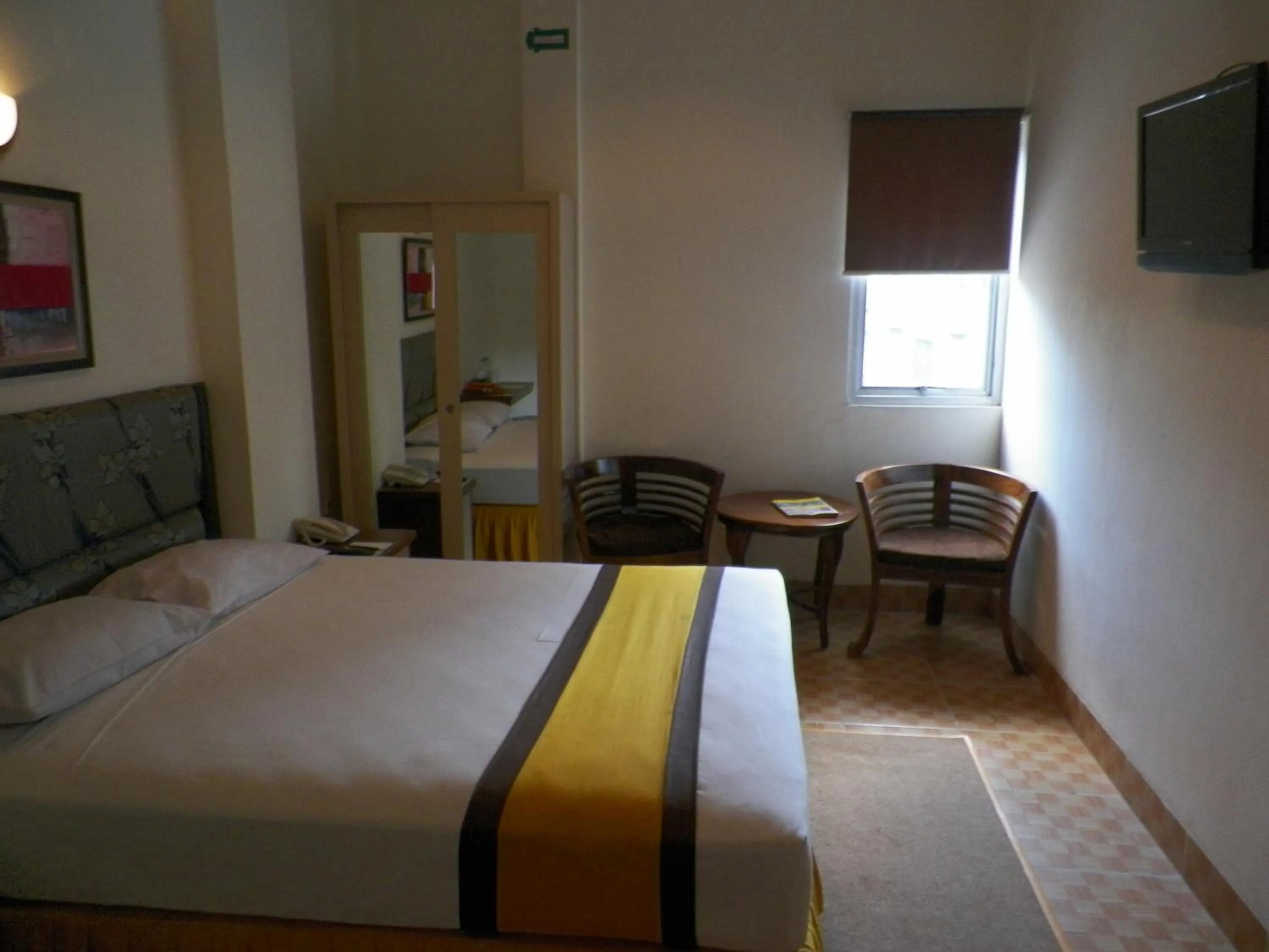 Bedroom, Bed in Al-Badar Hotel Syariah Makassar