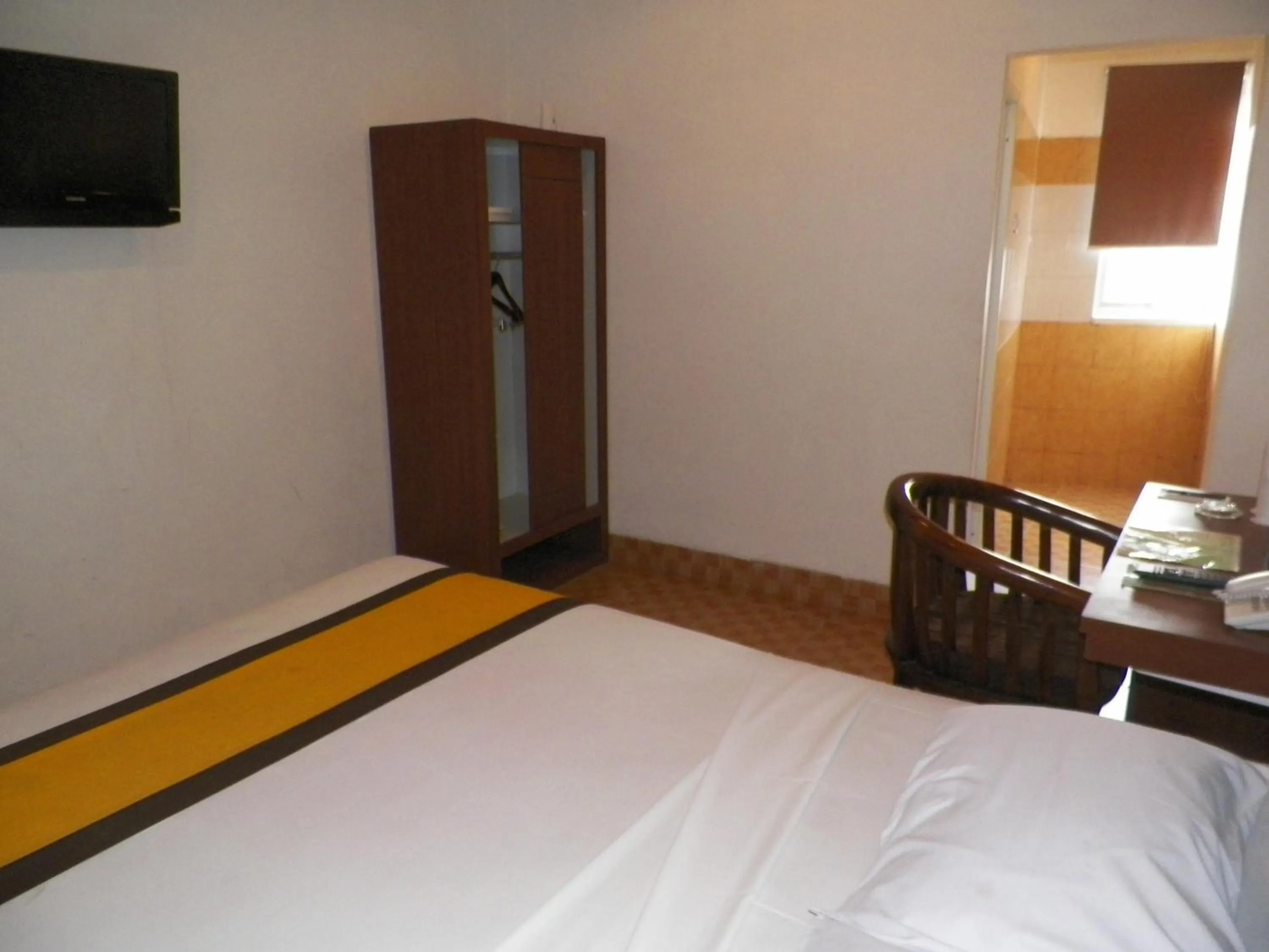 Bedroom, Bed in Al-Badar Hotel Syariah Makassar
