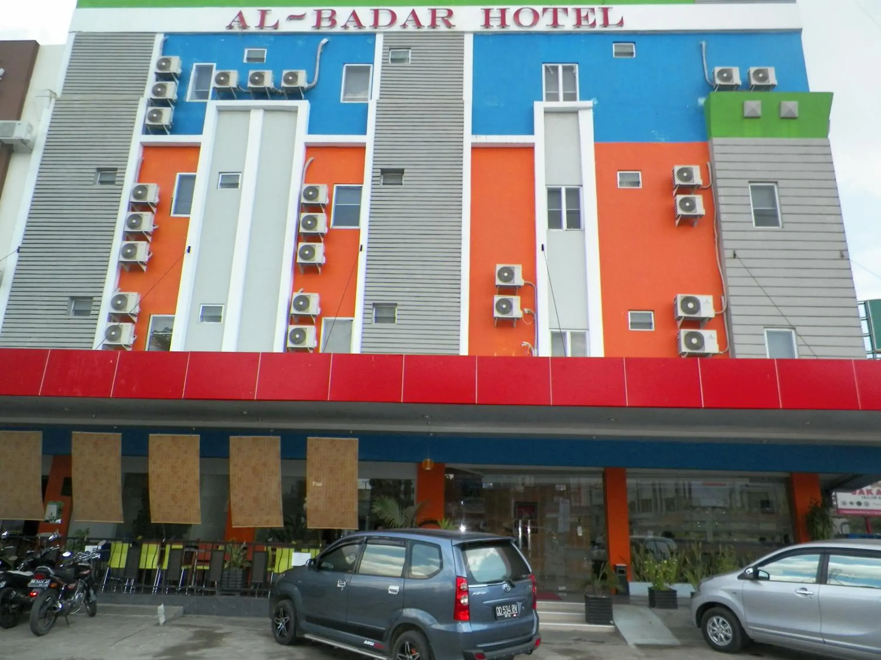 Property building in Al-Badar Hotel Syariah Makassar Property building in Al-Badar Hotel Syariah Makassar
