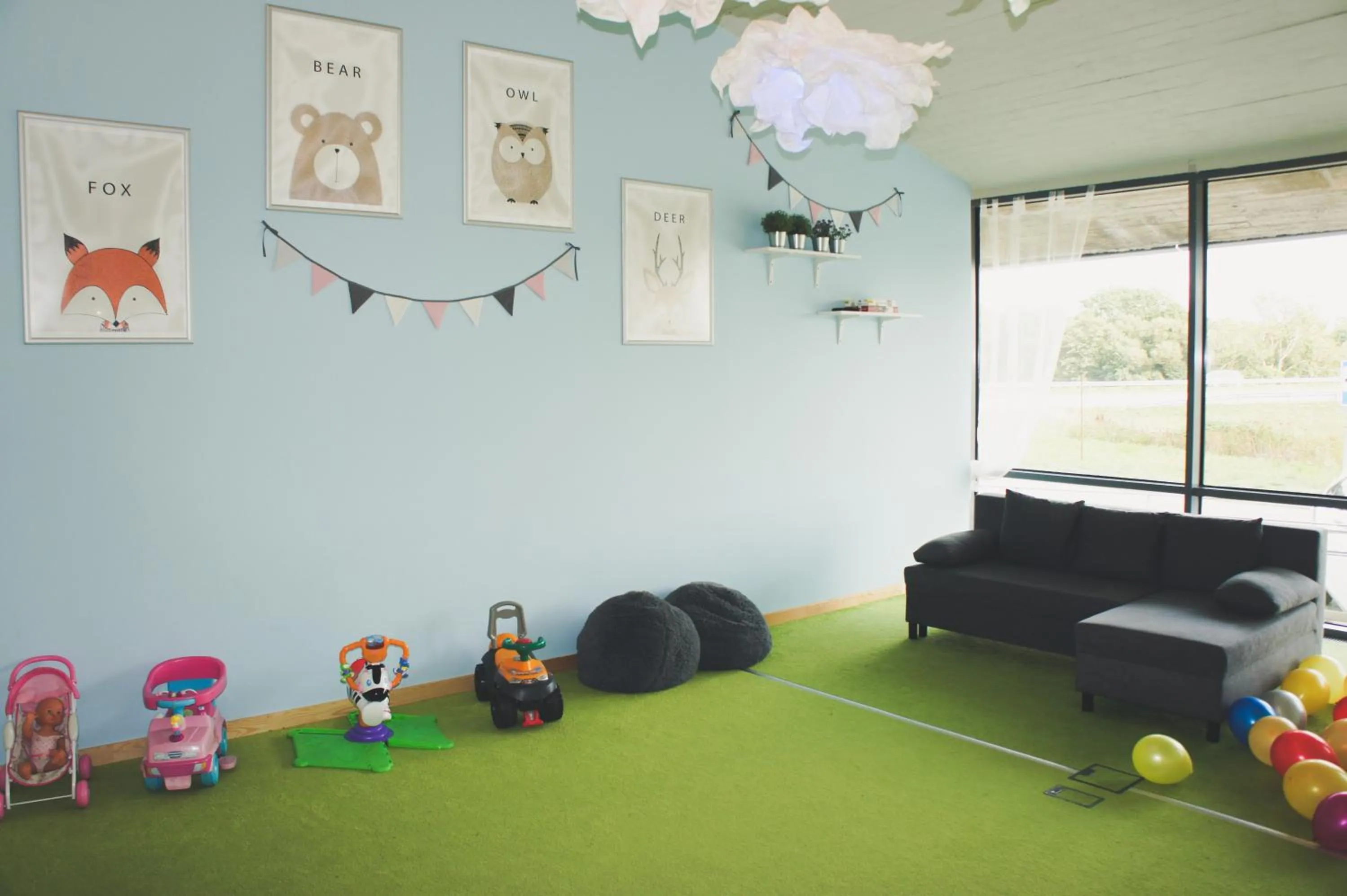 Game Room in Zaliasis slenis - Self check-in hotel - Free parking