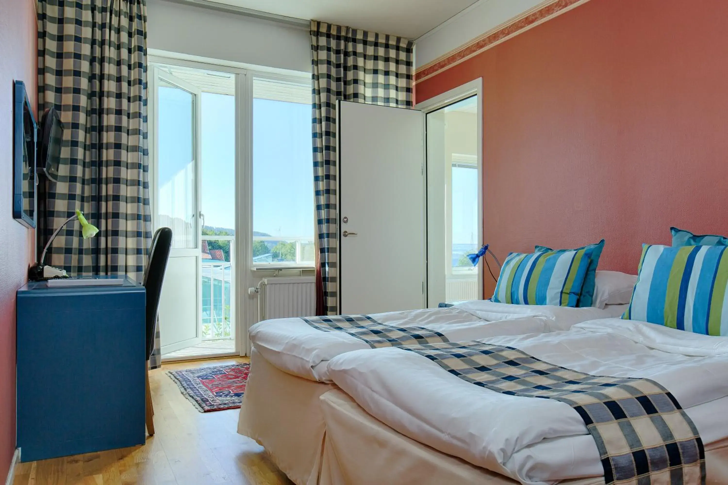 Photo of the whole room, Bed in Bohusgården Hotell & Konferens Photo of the whole room, Bed in Bohusgården Hotell & Konferens