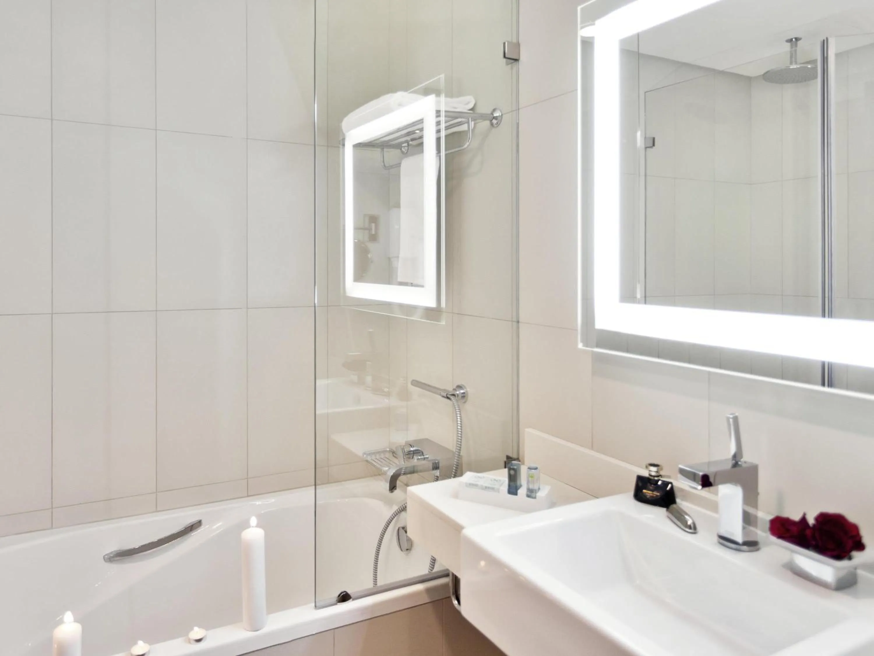 Bedroom in Novotel Abu Dhabi Gate