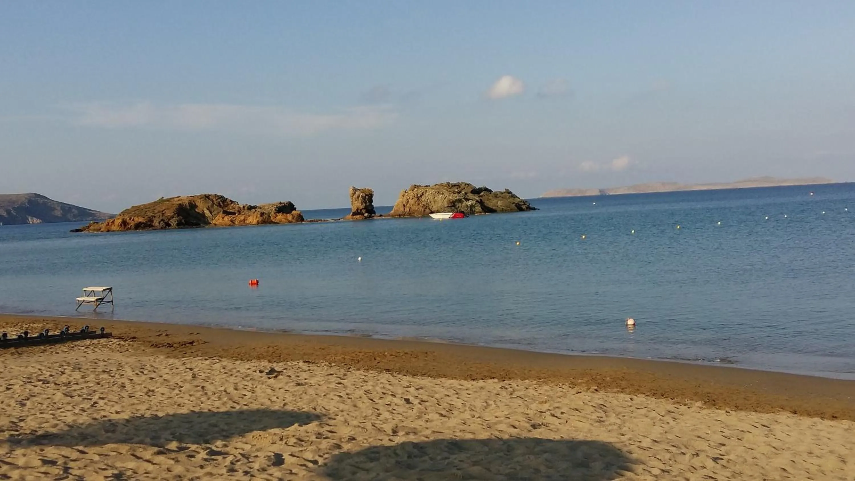 Spring in Flamingo Apartments