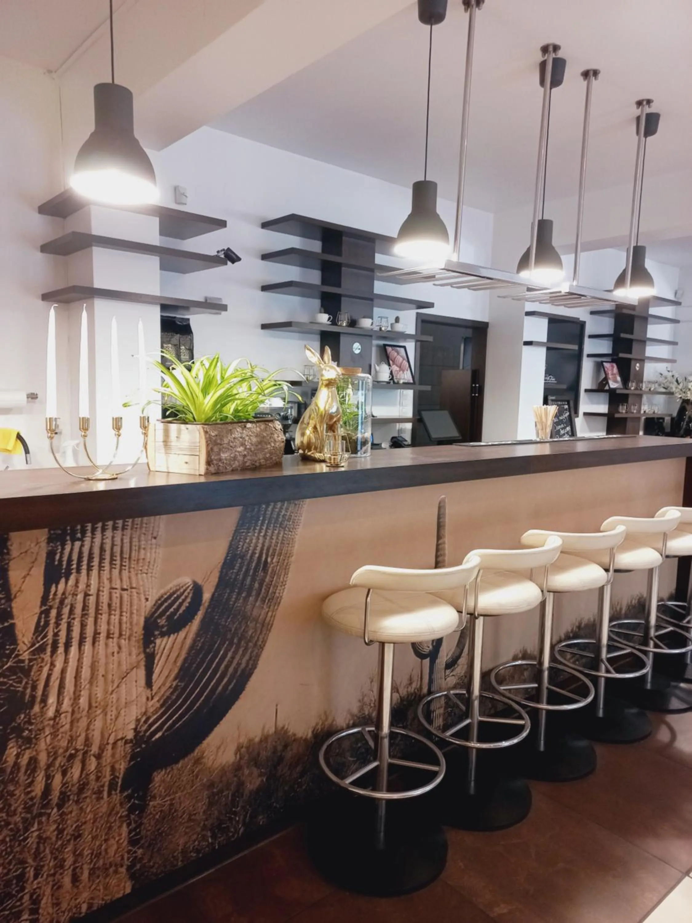 Pensjonat Plażowy Boss z Restauracją 50 metrów od Morza