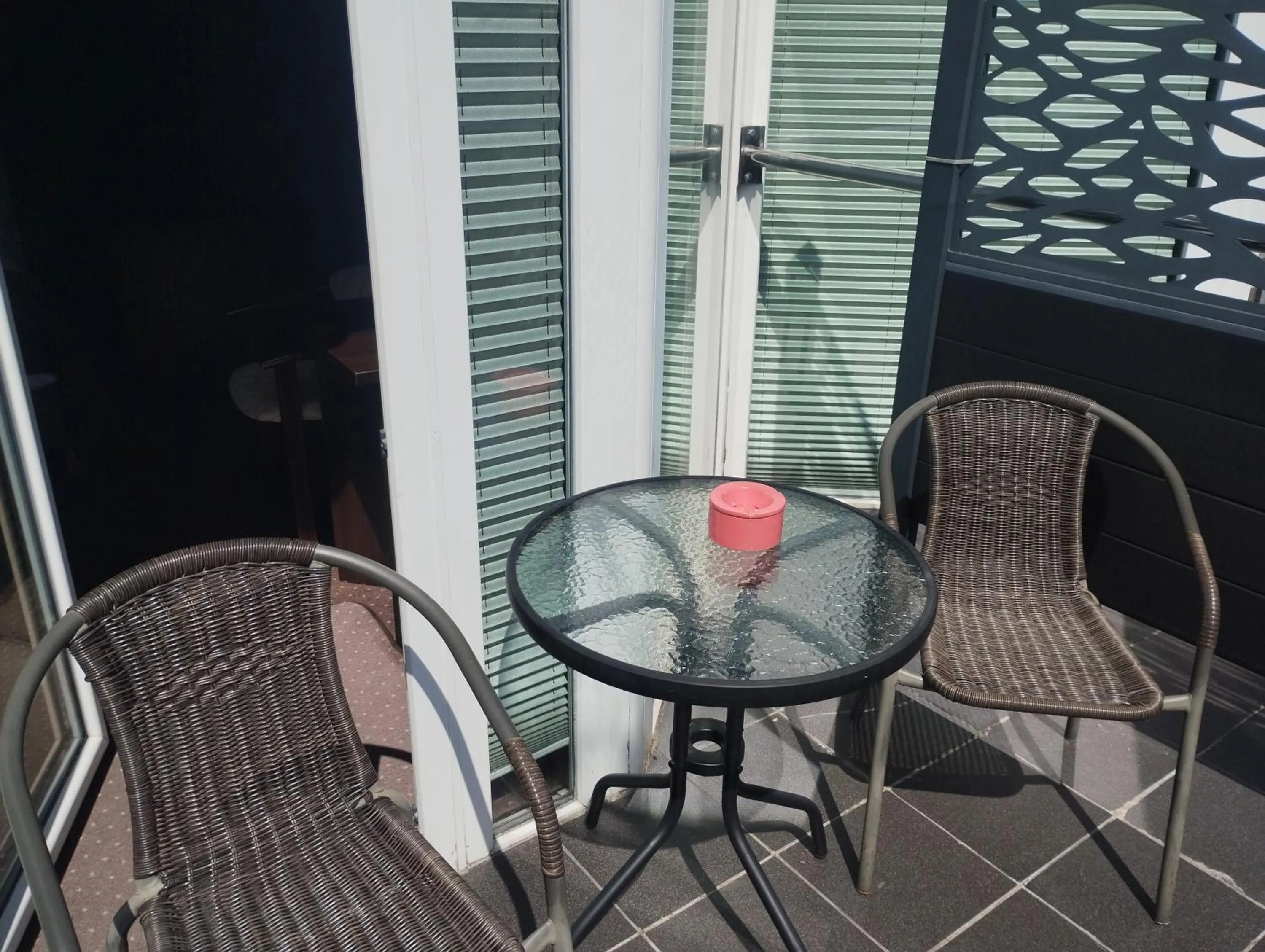 Pensjonat Plażowy Boss z Restauracją 50 metrów od Morza