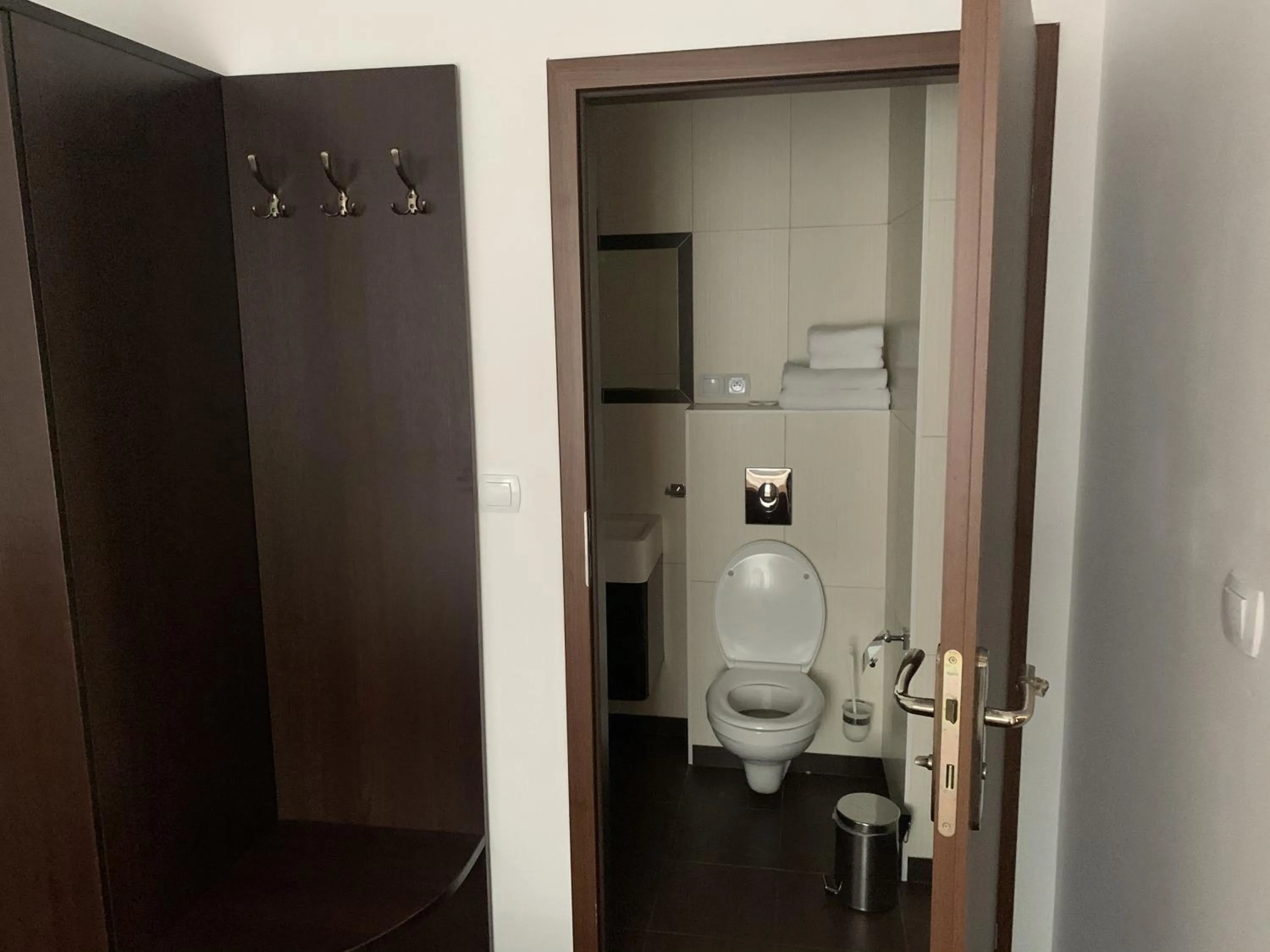Pensjonat Plażowy Boss z Restauracją 50 metrów od Morza