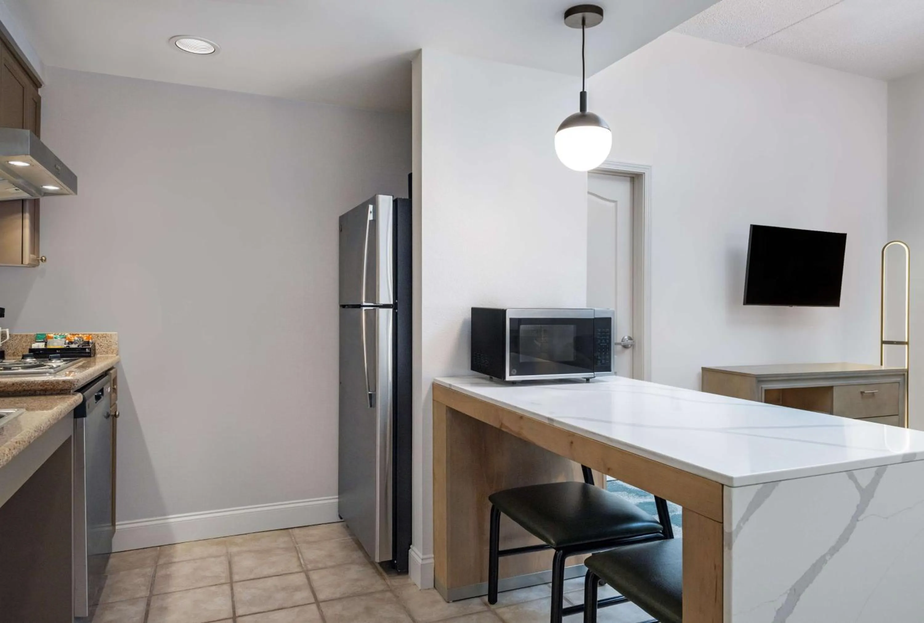 Kitchen or kitchenette in Homewood Suites by Hilton Montgomery