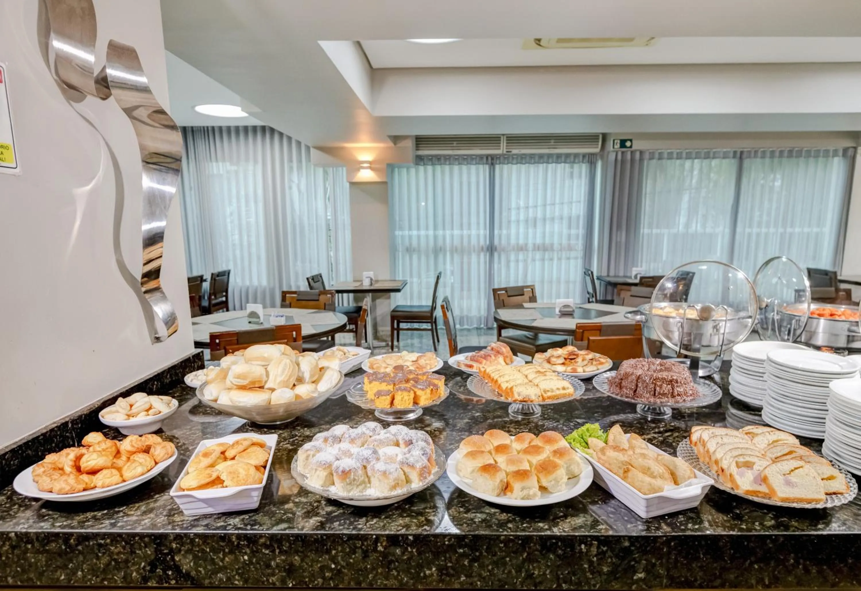 Breakfast in BH Jaraguá Hotel