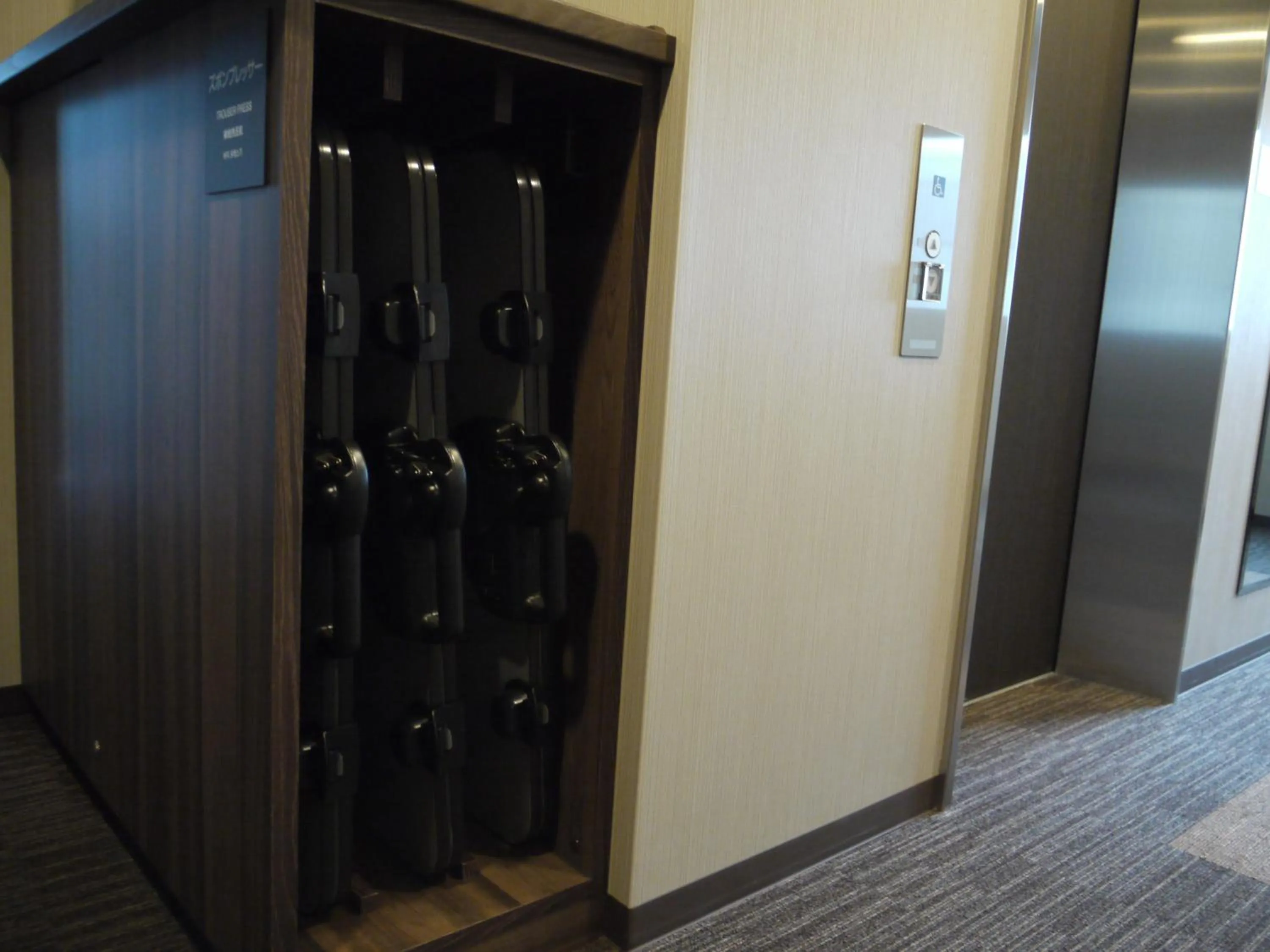 Decorative detail in Hotel Route-Inn Shinshiro