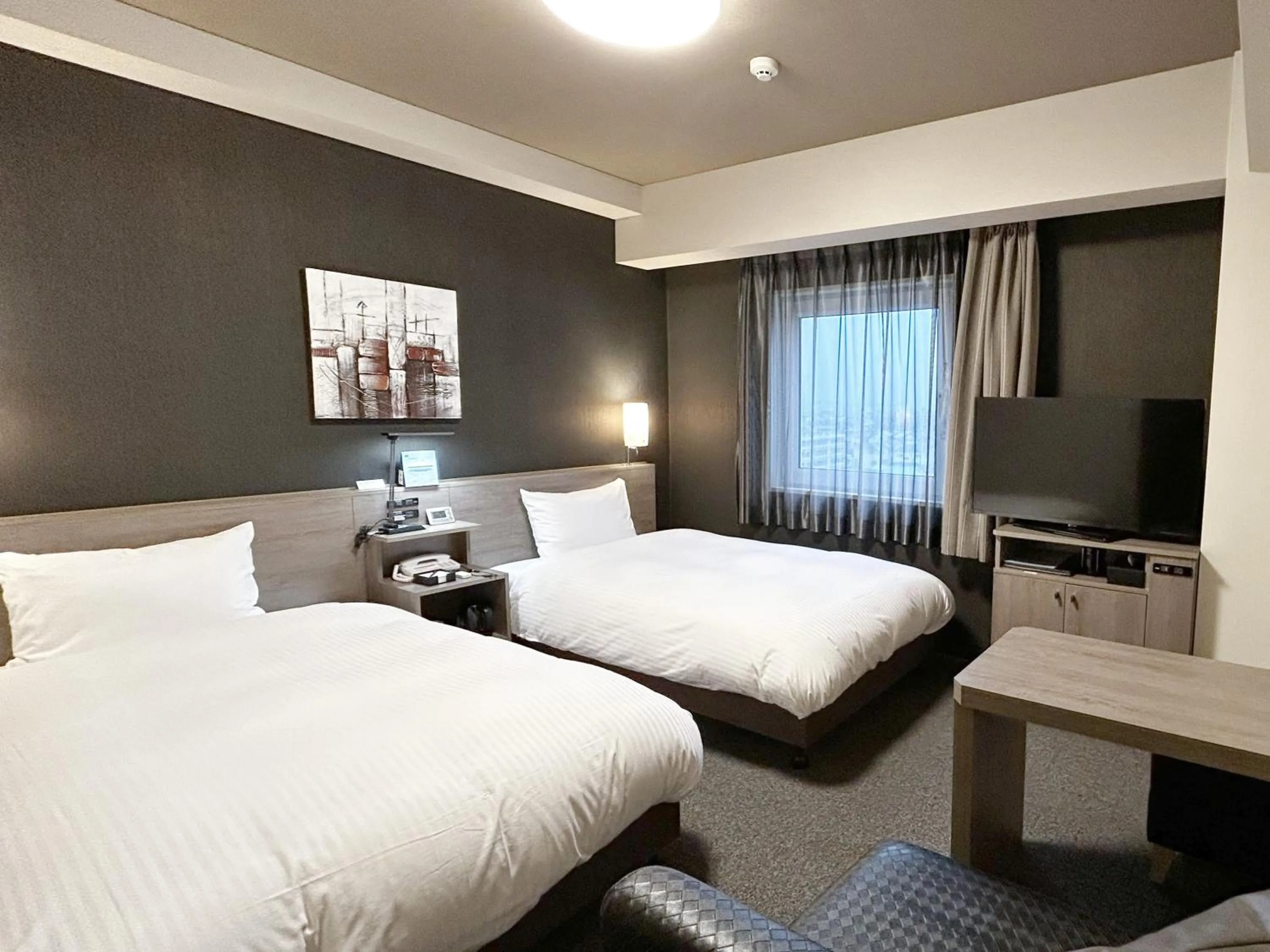 Photo of the whole room, Bed in Hotel Route-Inn Shinshiro