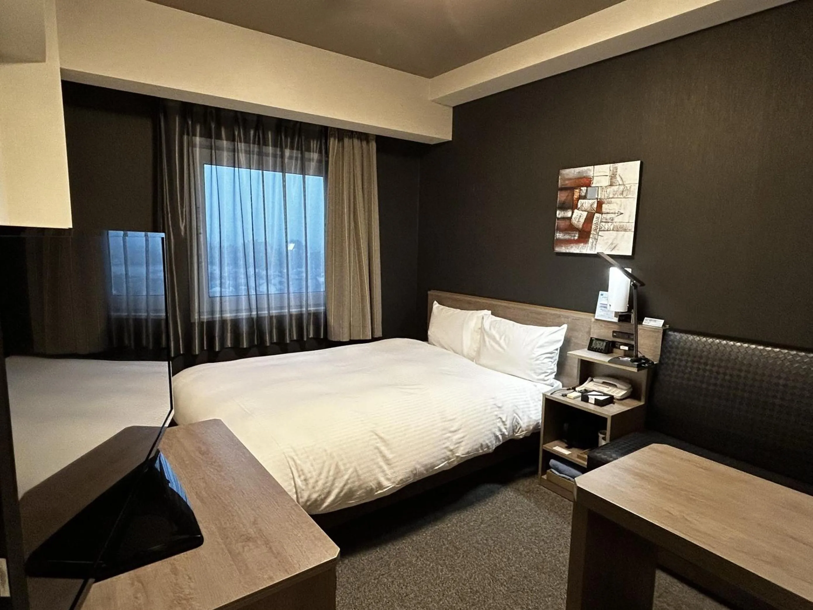 Photo of the whole room, Bed in Hotel Route-Inn Shinshiro