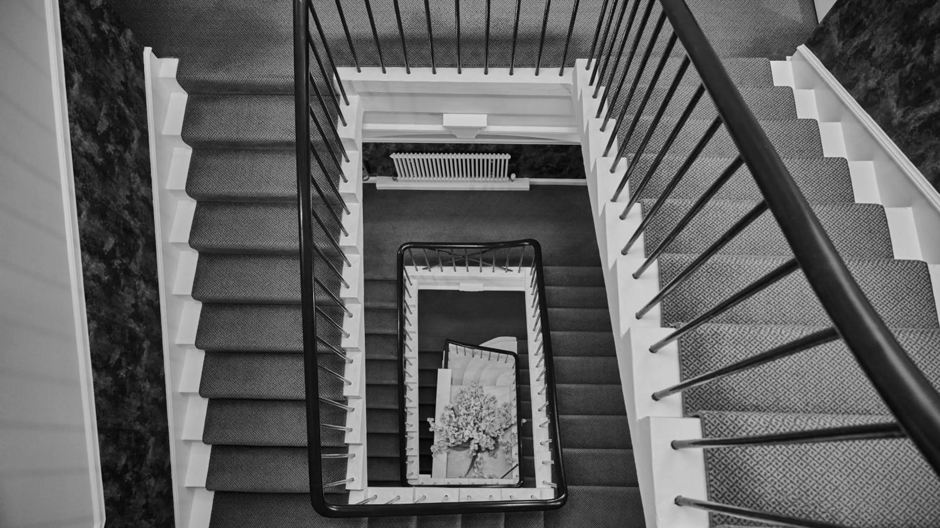 Property building in Fraser Suites Edinburgh