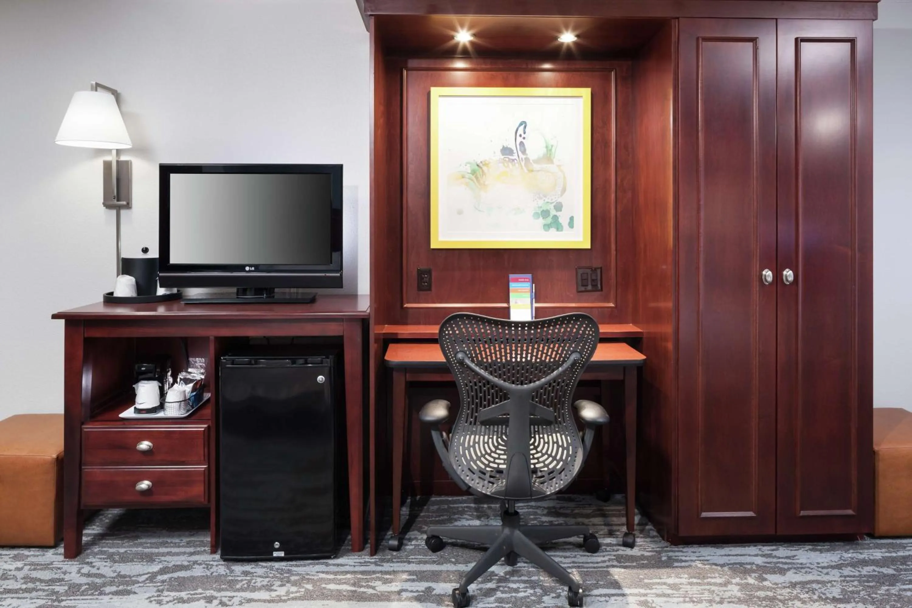 Bedroom in Hampton Inn Kansas City Liberty
