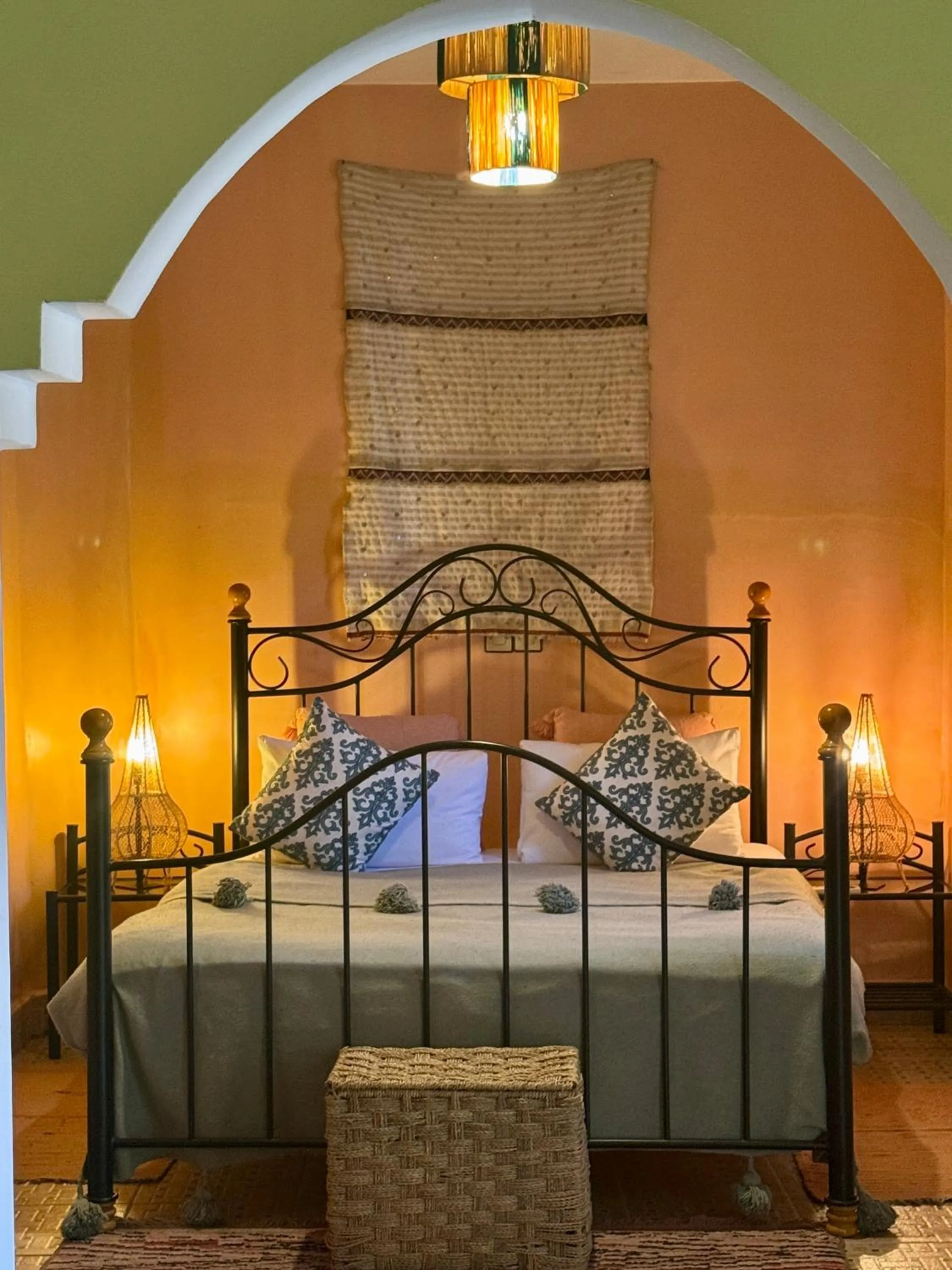 Balcony/Terrace, Bed in Riad Hotel Sherazade