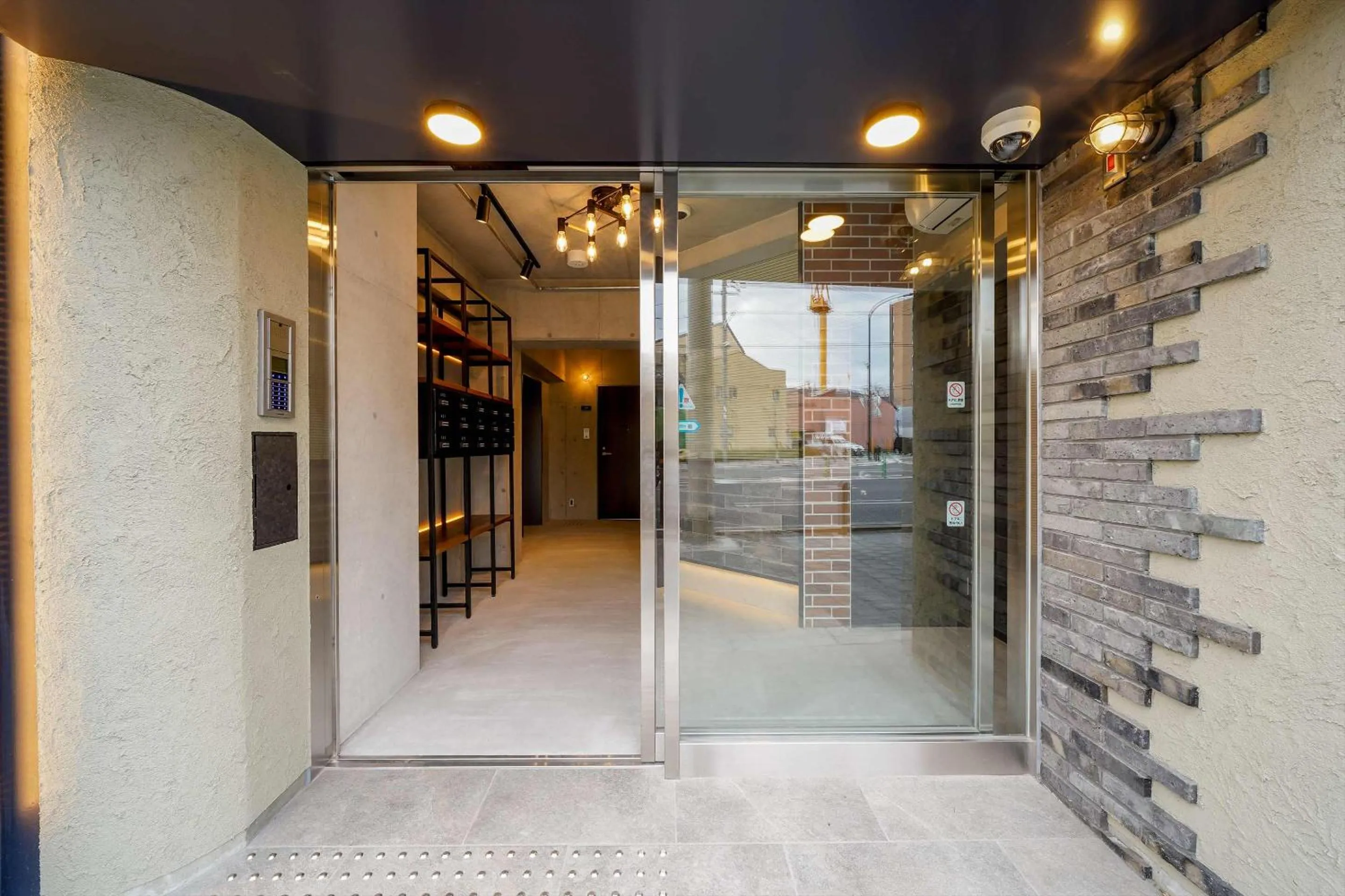 Facade/entrance in RESI STAY BRiX