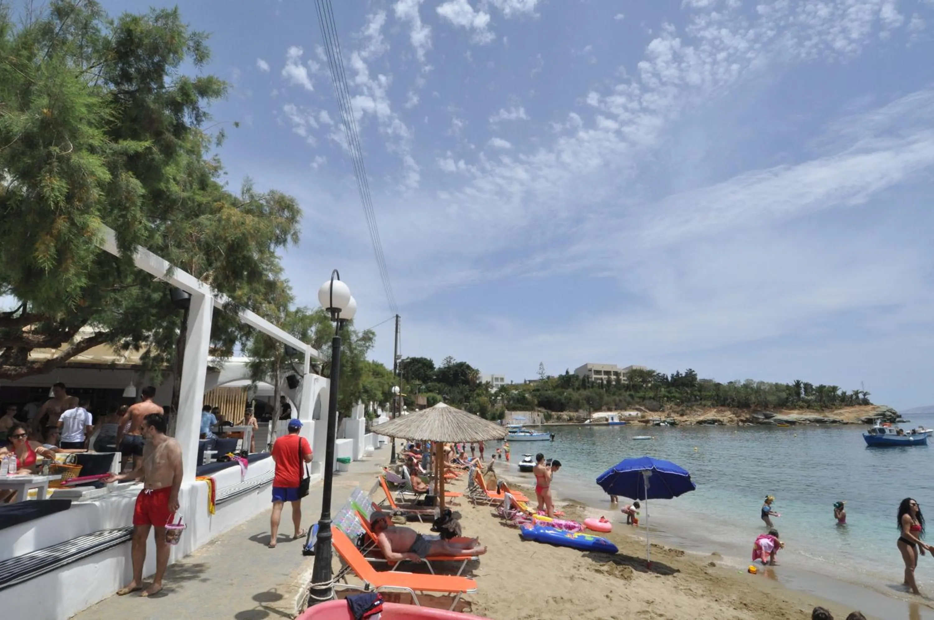 Restaurant/places to eat in Pennystella Apartments