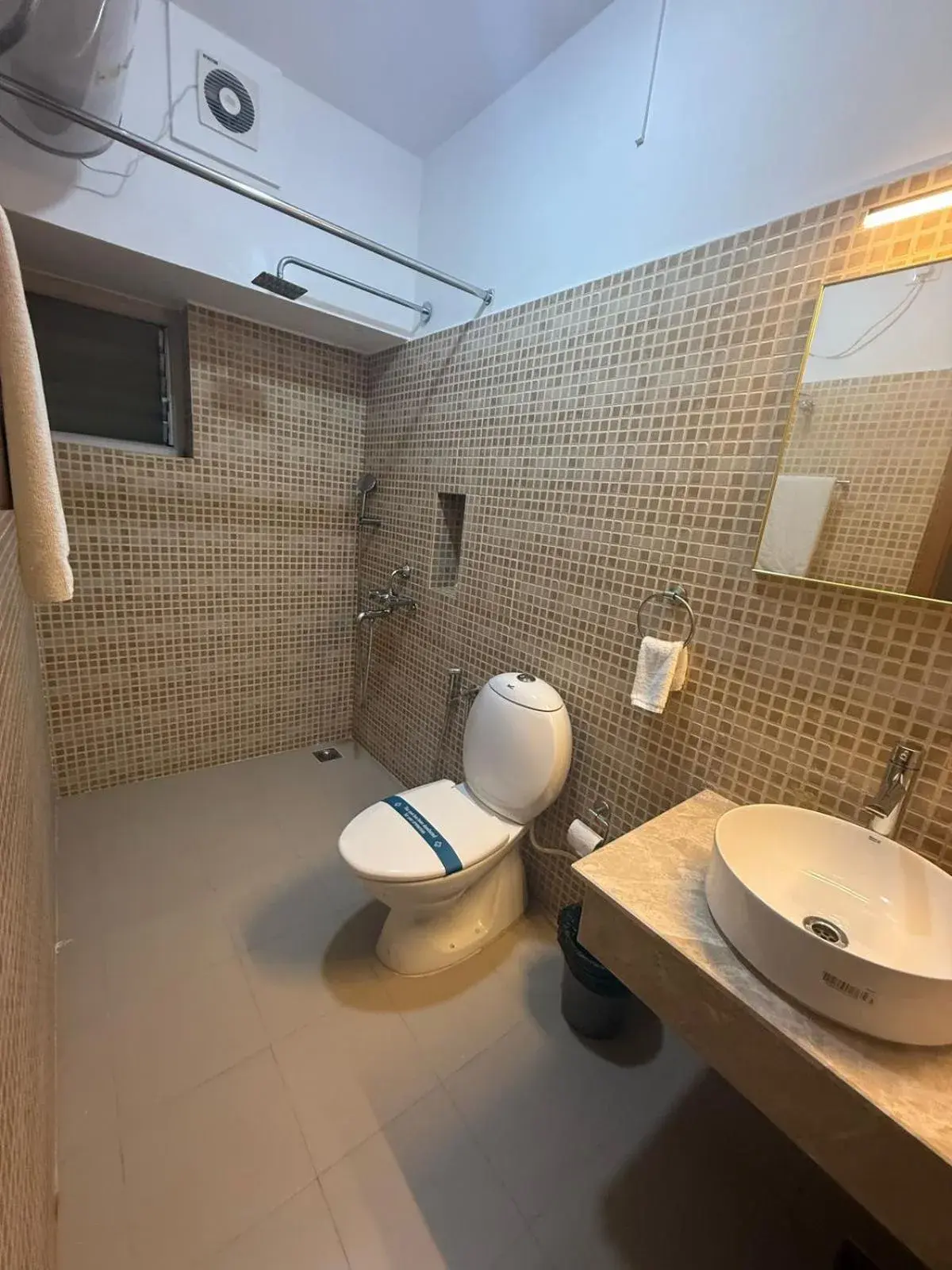 Single Room - single occupancy in Hanu Reddy Residences, Poes Garden - Boutique Urban Retreat Single Room - single occupancy in Hanu Reddy Residences, Poes Garden - Boutique Urban Retreat