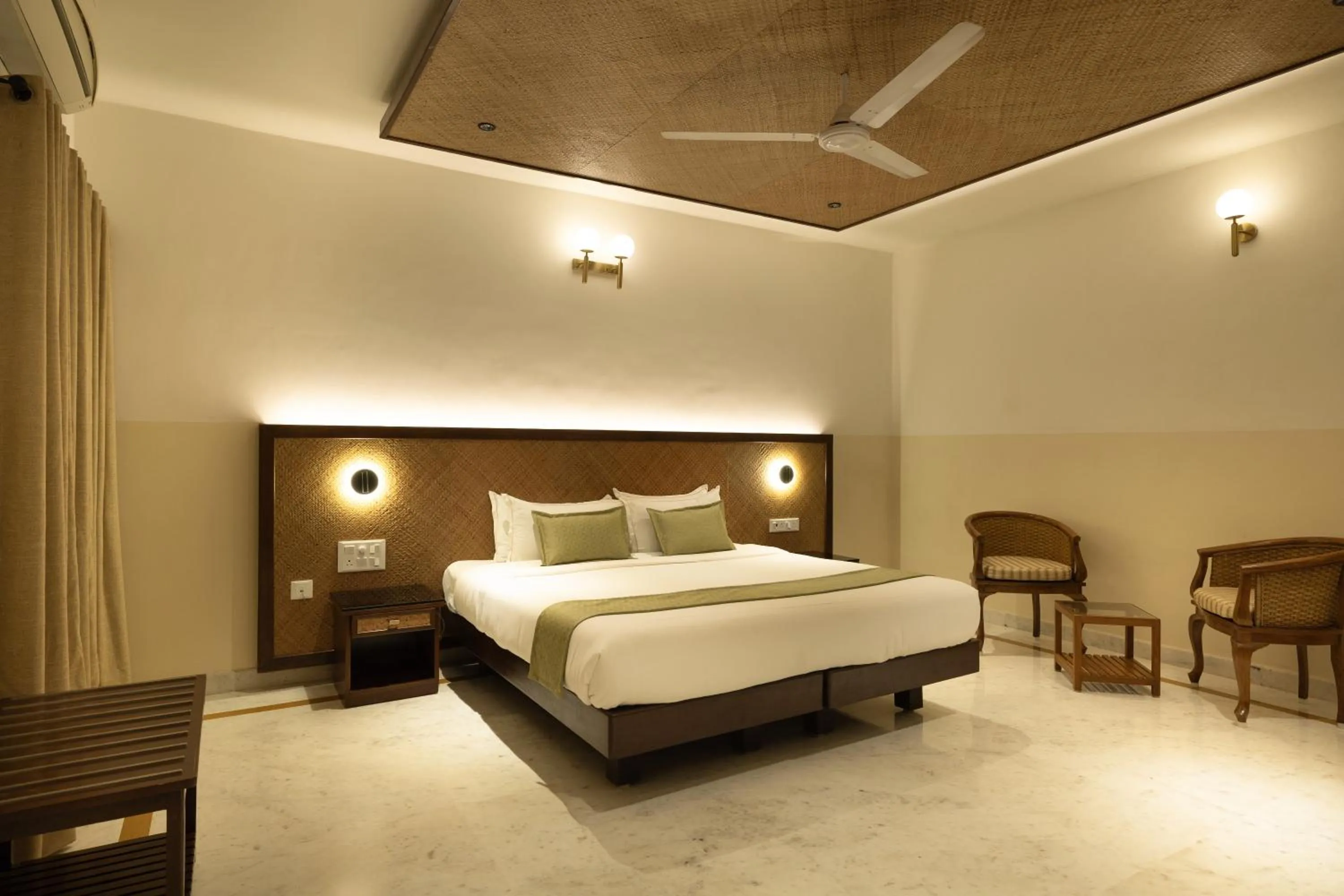 Bed in Hanu Reddy Residences, Poes Garden - Boutique Urban Retreat