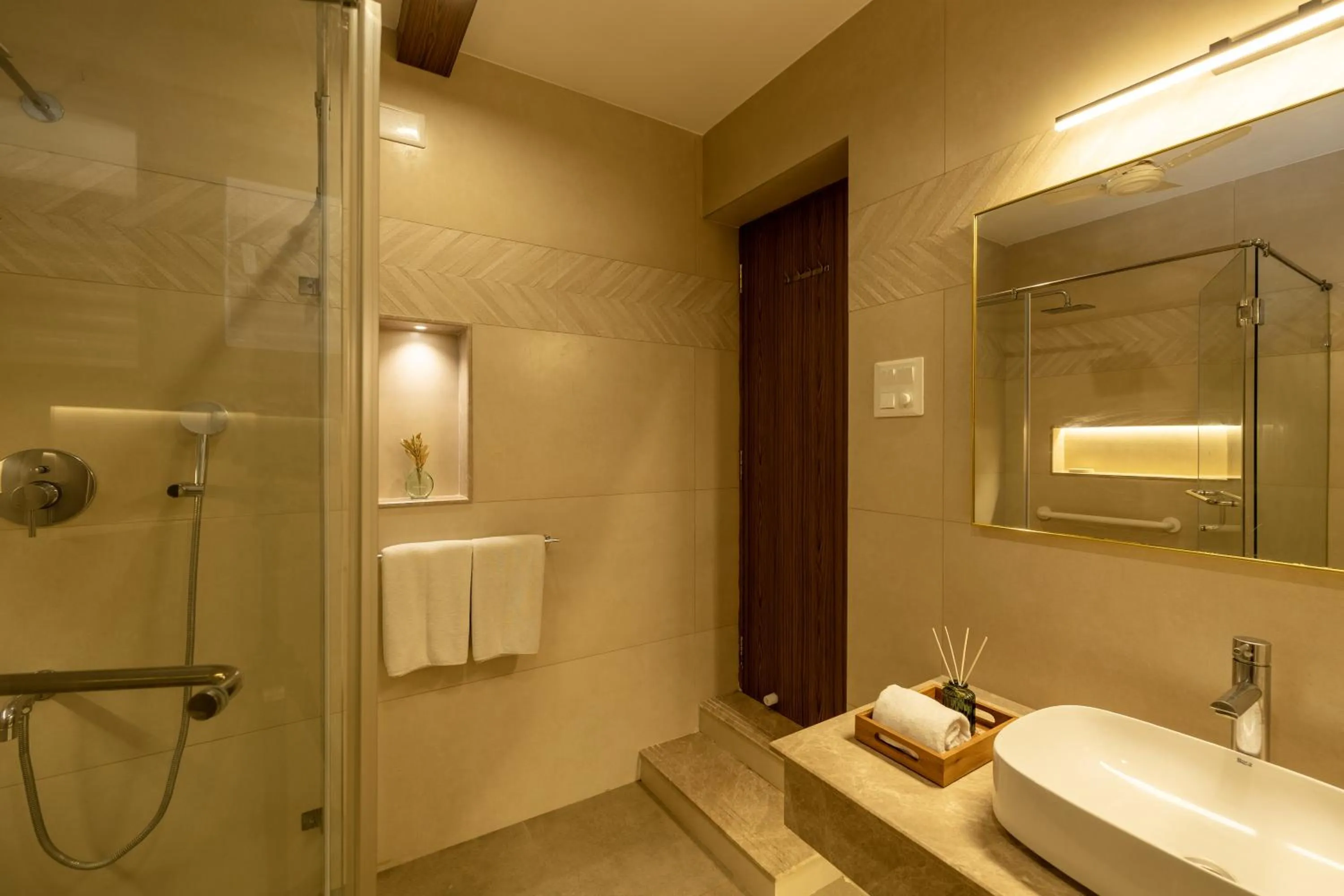 Shower in Hanu Reddy Residences, Poes Garden - Boutique Urban Retreat