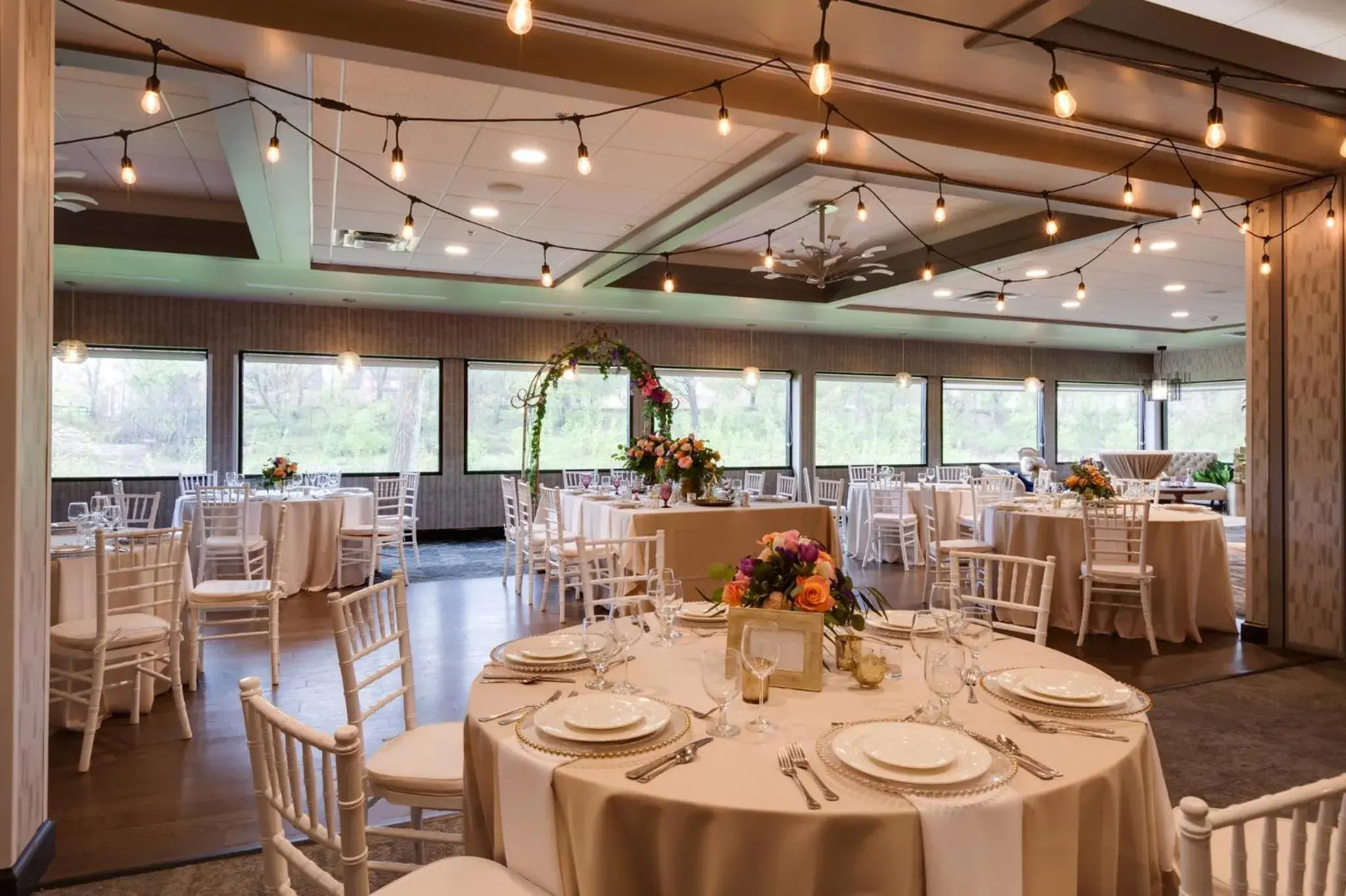 Restaurant/places to eat in Holiday Inn Milwaukee Riverfront by IHG Restaurant/places to eat in Holiday Inn Milwaukee Riverfront by IHG