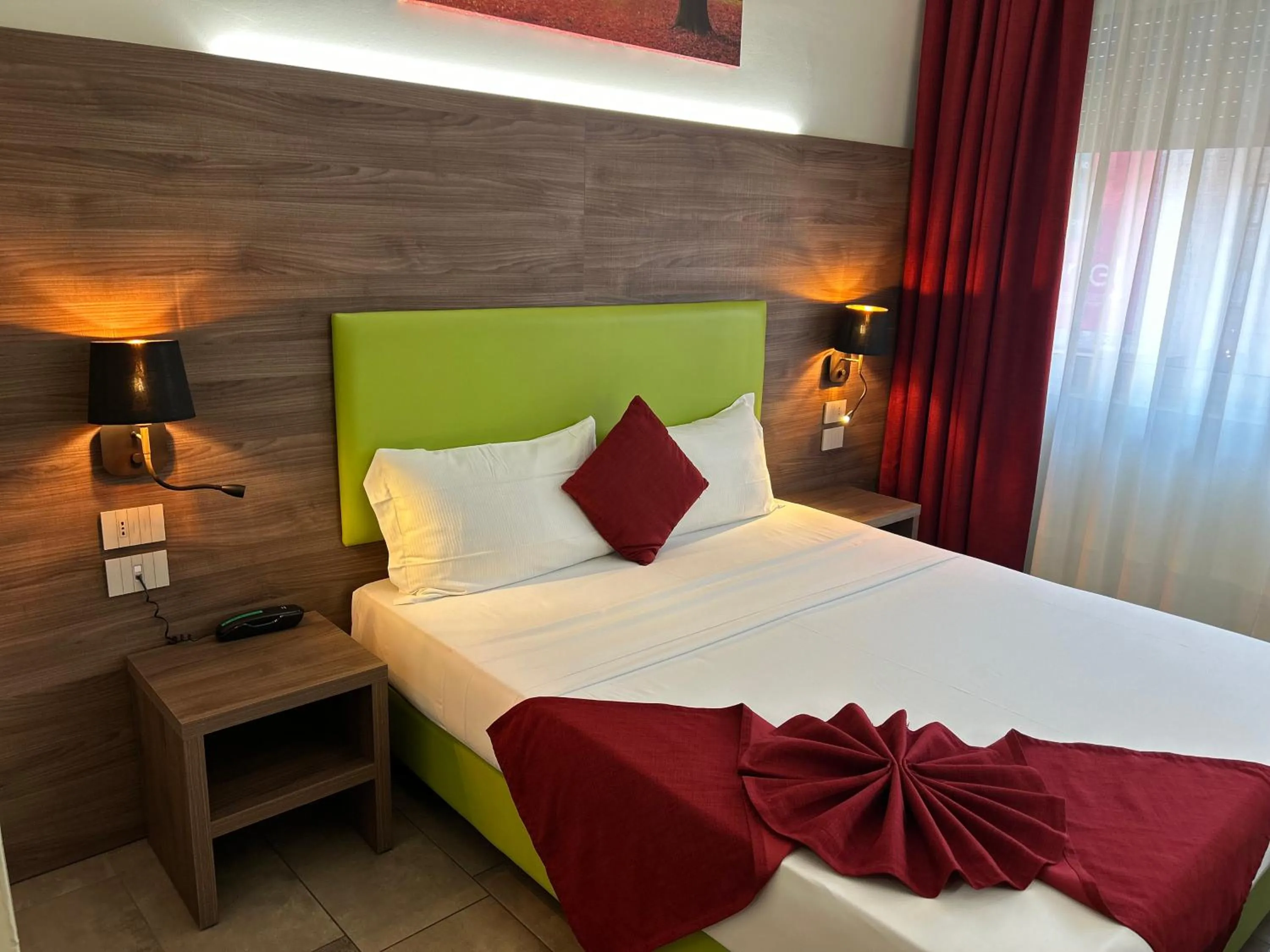 Bedroom, Bed in Hotel Stradivari