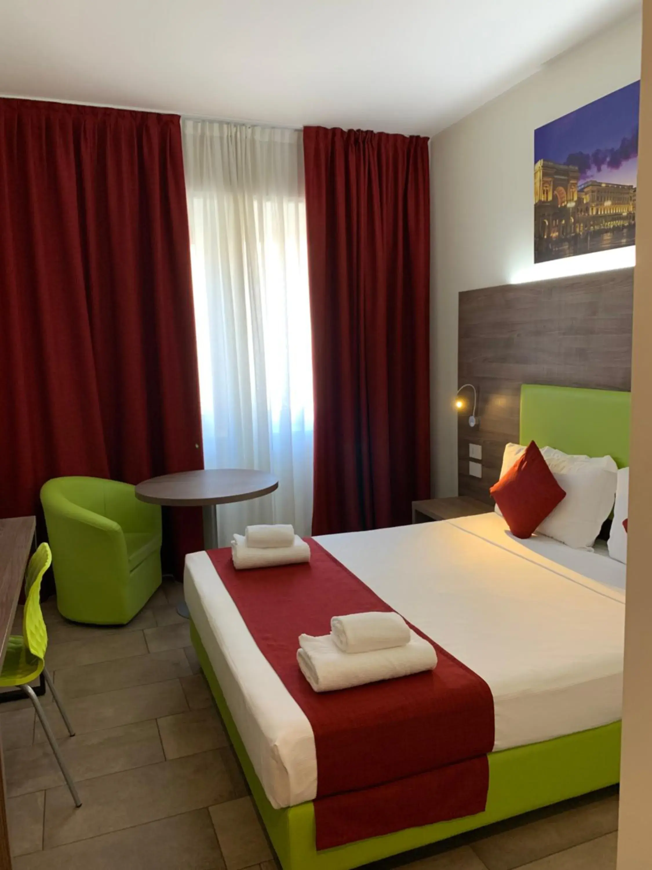 Photo of the whole room, Bed in Hotel Stradivari Photo of the whole room, Bed in Hotel Stradivari