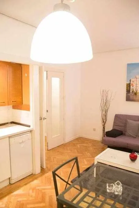 Un elegante piso para descubrir Madrid