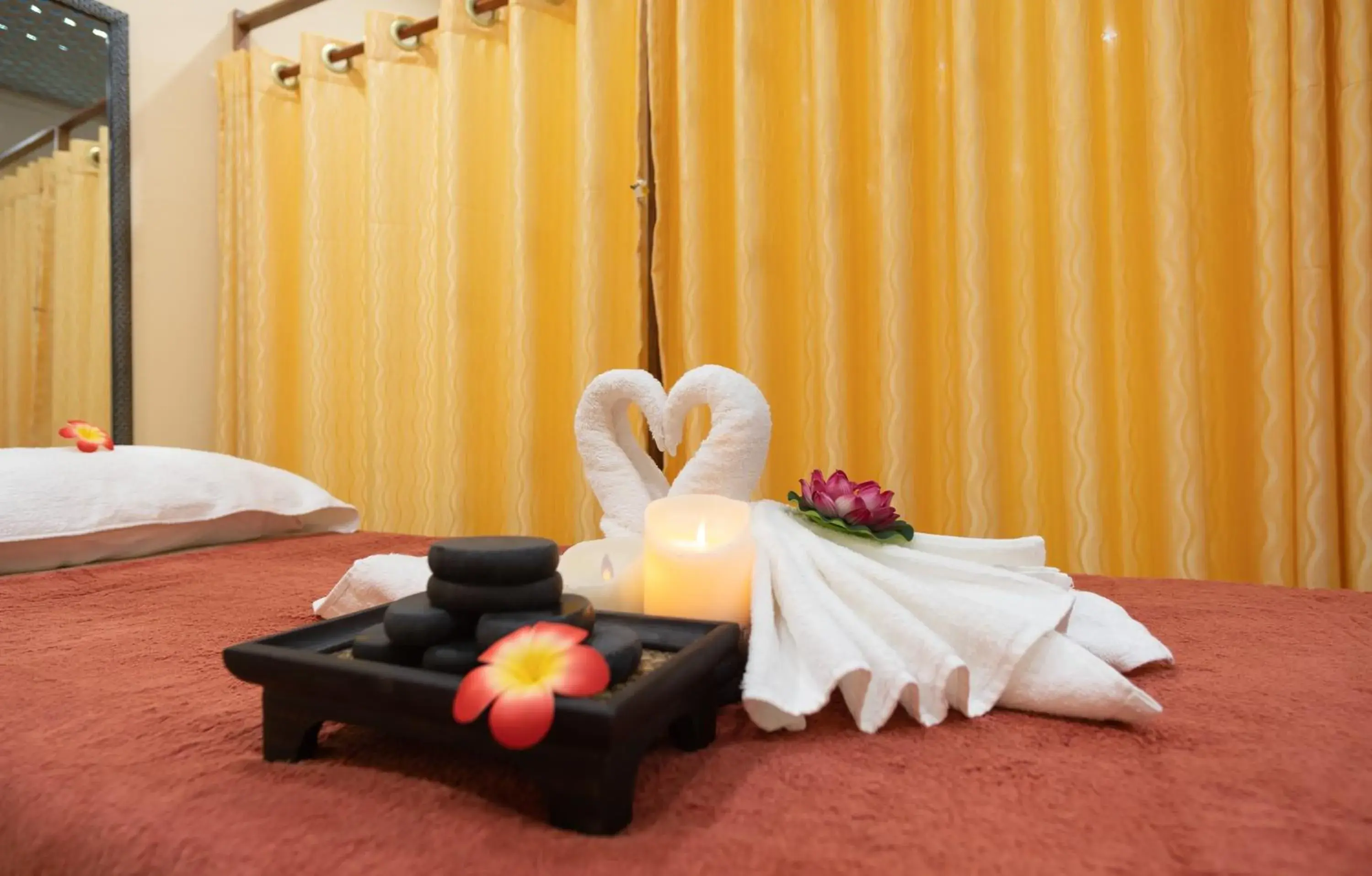Spa and wellness centre/facilities, Bed in Nala Veli Beach & Spa Spa and wellness centre/facilities, Bed in Nala Veli Beach & Spa