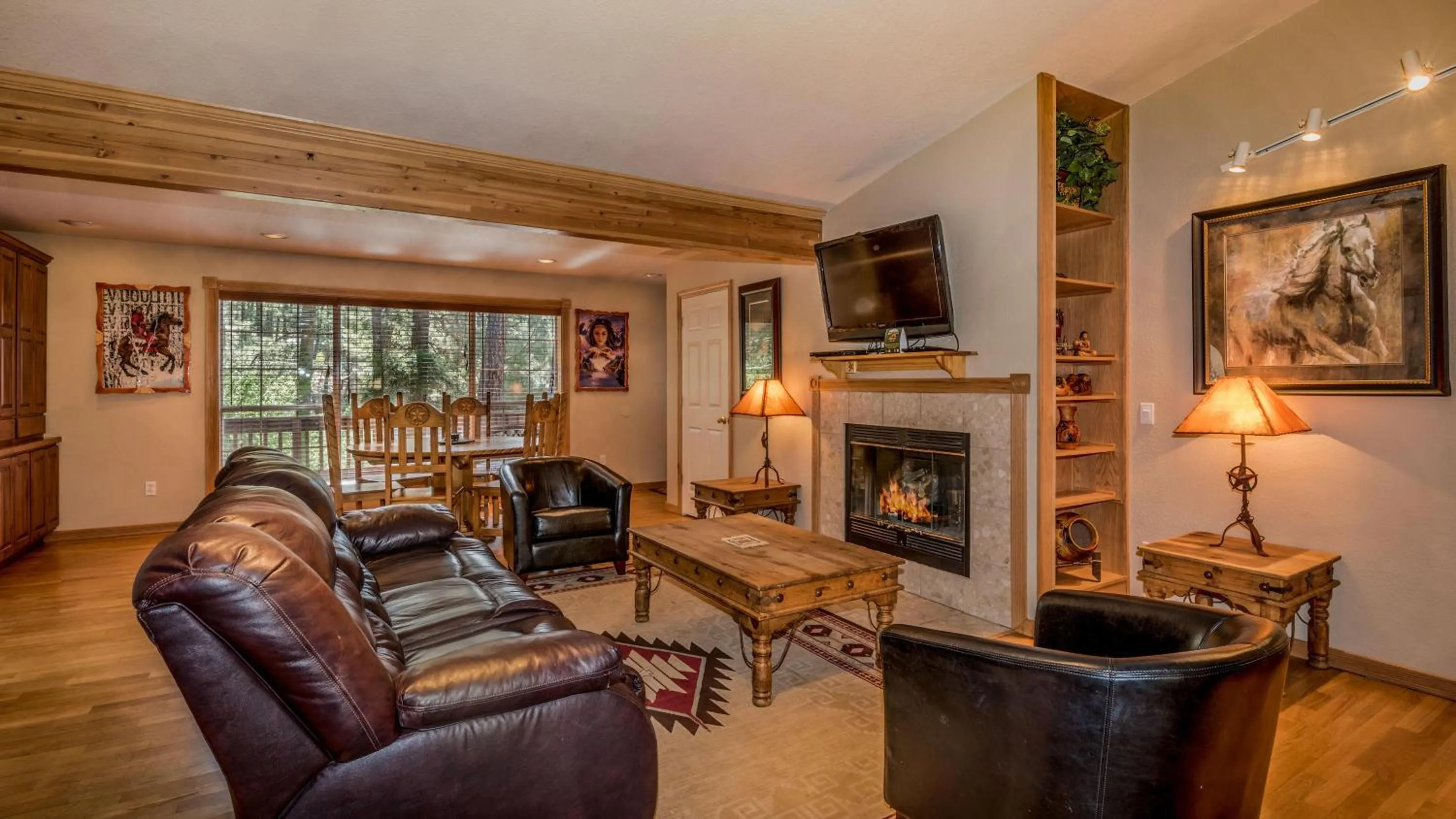 Living room in Tanglewood, Cabin at Ruidoso, with Forest View