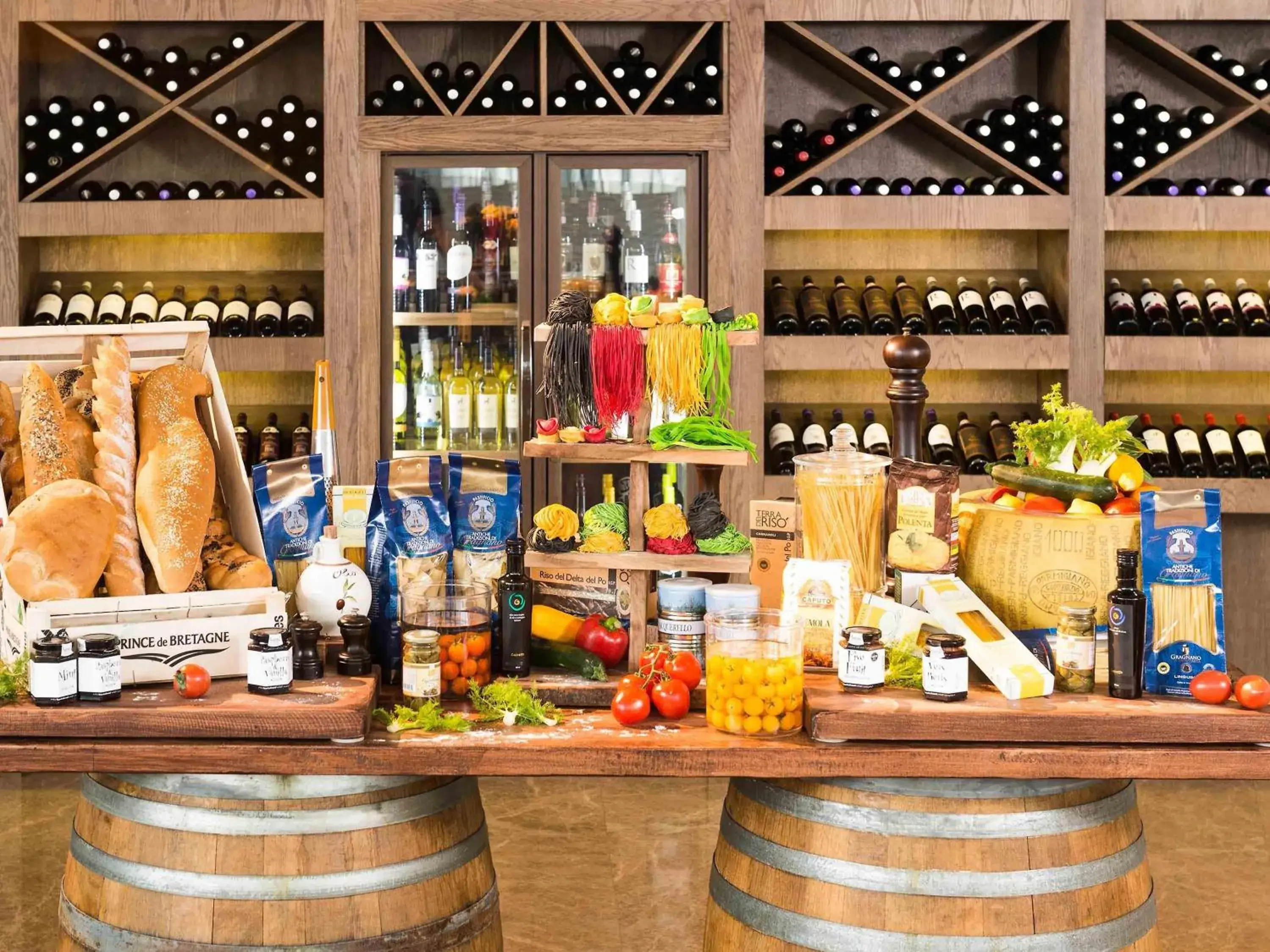 Restaurant/places to eat in Ibis Abu Dhabi Gate Restaurant/places to eat in Ibis Abu Dhabi Gate