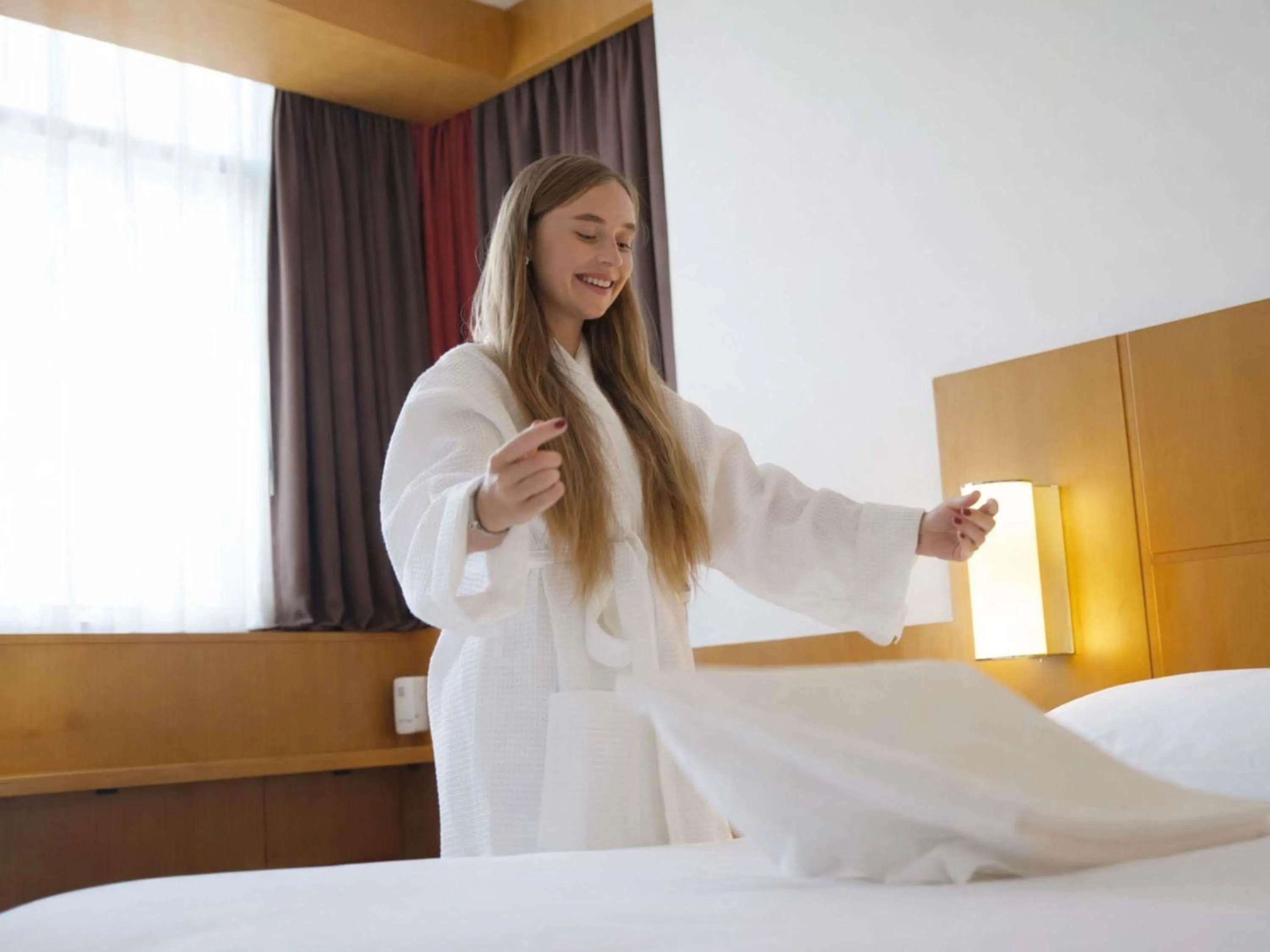 Property building, Bed in Ibis Abu Dhabi Gate