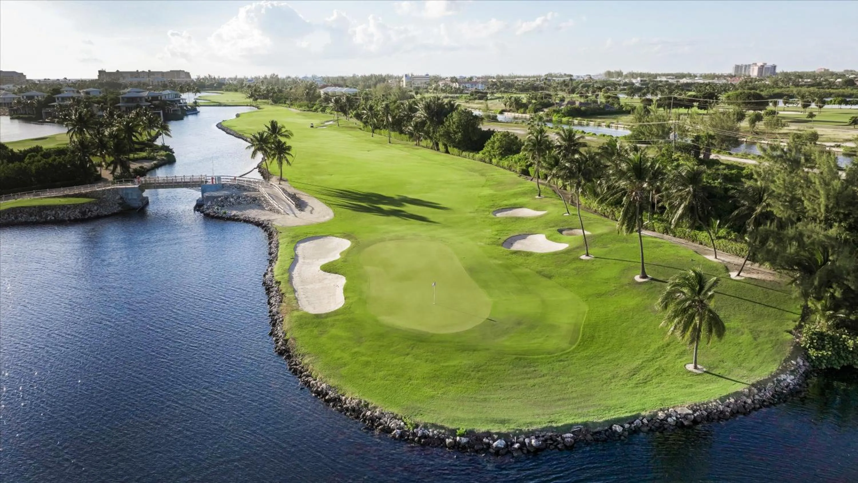 Golfcourse in The Ritz-Carlton, Grand Cayman