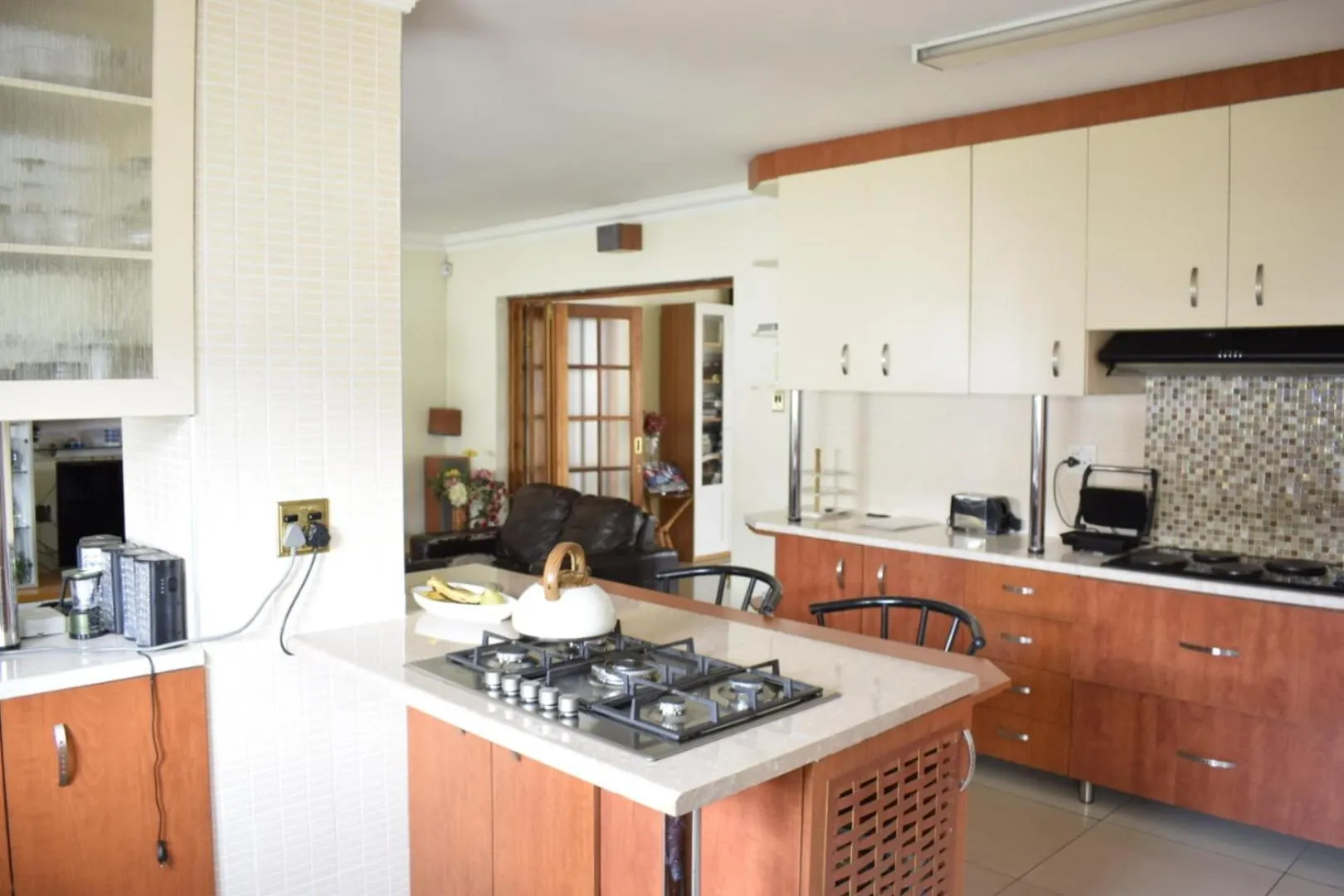 Budget Double Room in Lalela House Boutique Guesthouse - Free Wifi & Secure Parking