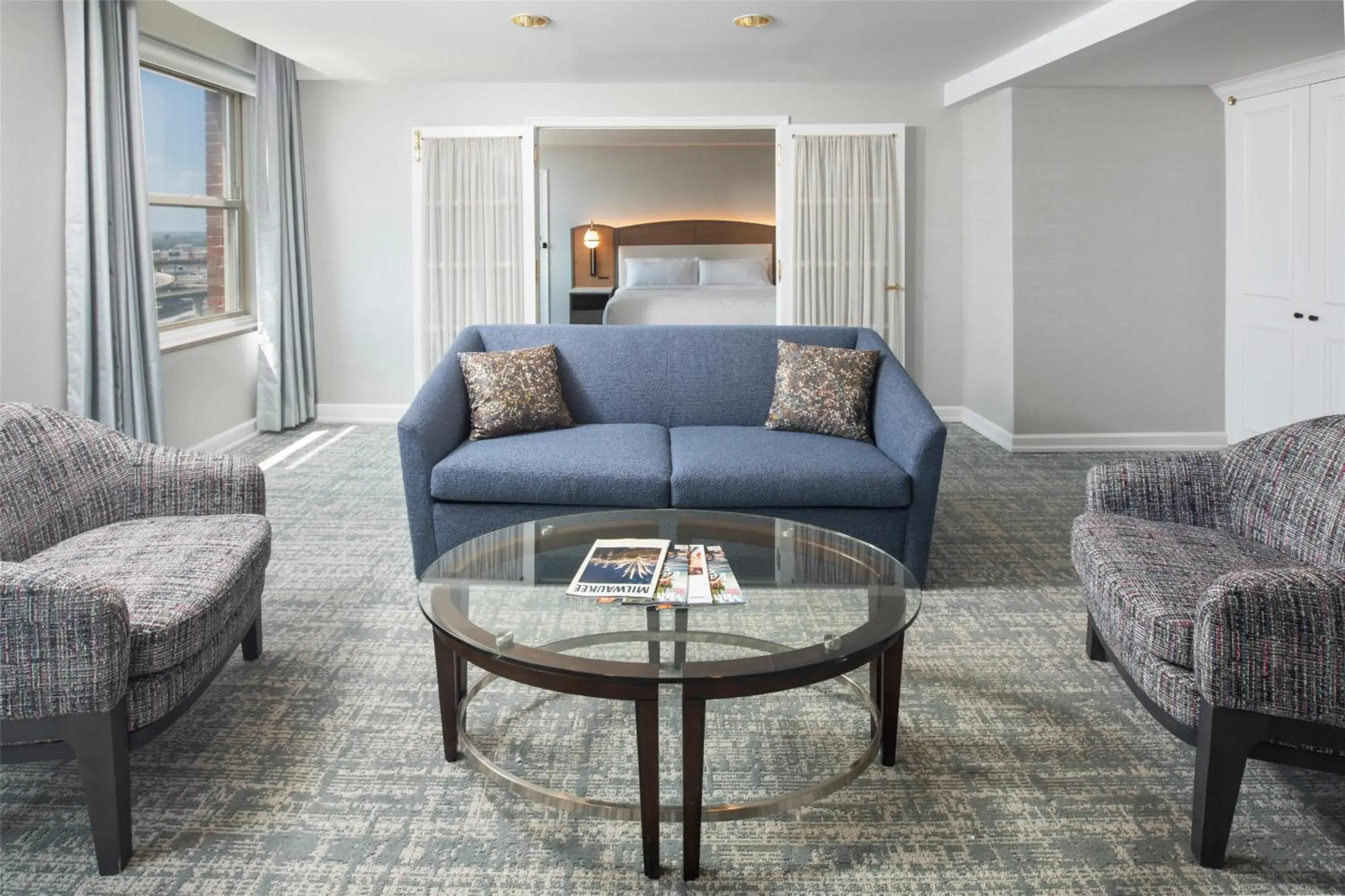 Living room in Hilton Milwaukee Living room in Hilton Milwaukee