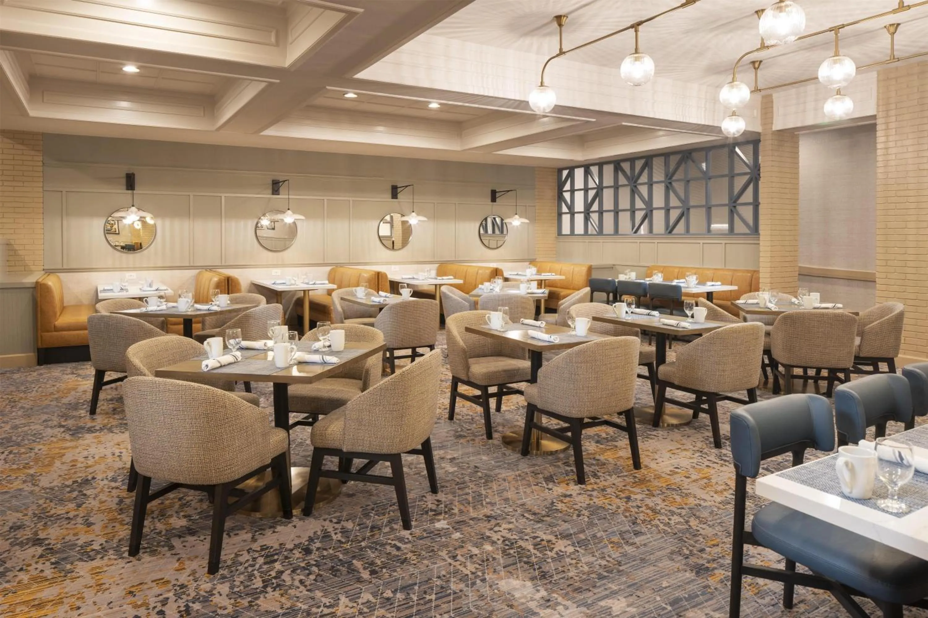 Restaurant/places to eat in Hilton Milwaukee