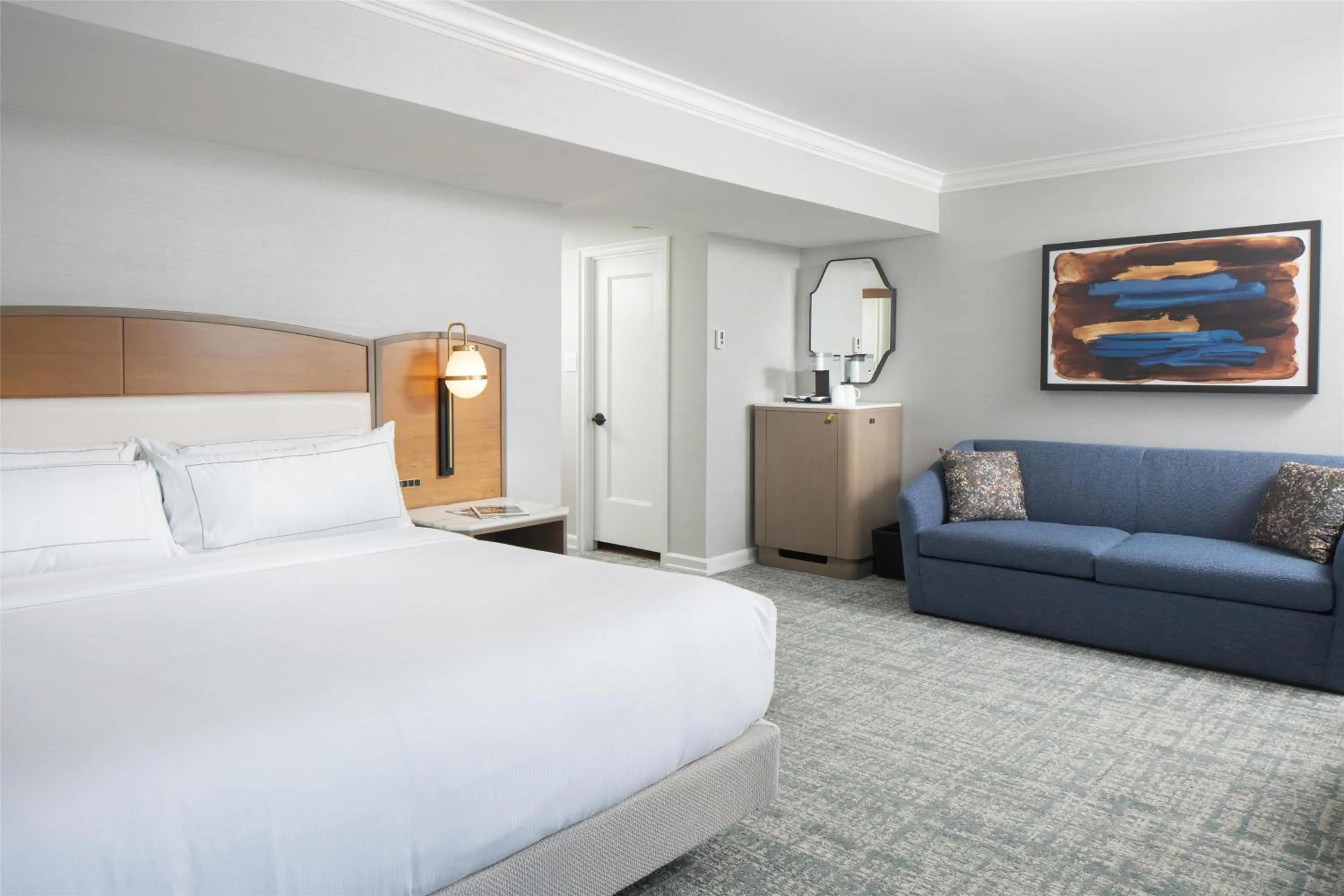 Bed in Hilton Milwaukee