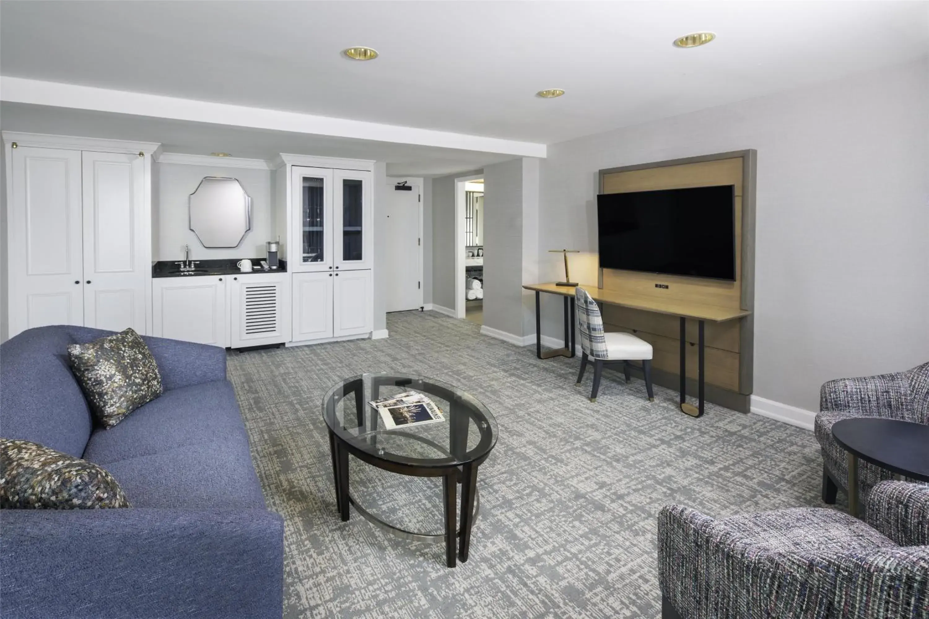 Bedroom in Hilton Milwaukee Bedroom in Hilton Milwaukee