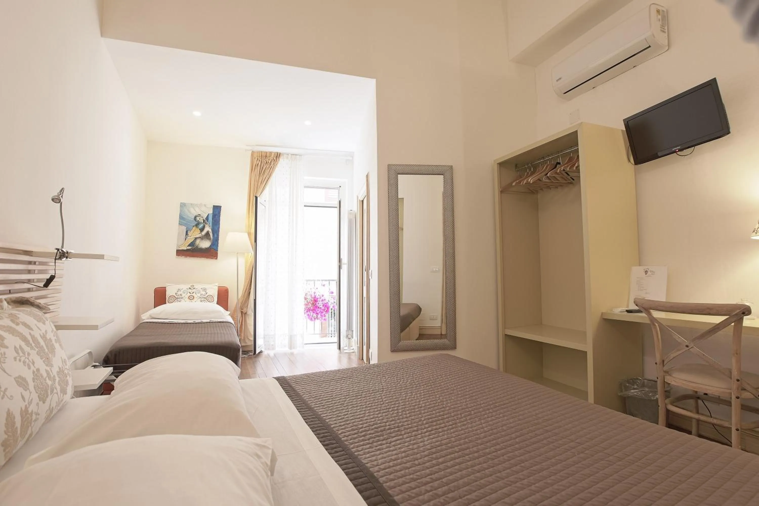 Photo of the whole room, Bed in Camere a Sud